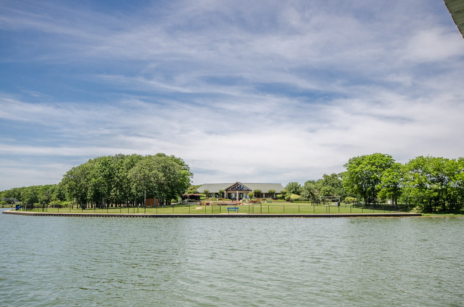 586 Clubhouse Drive