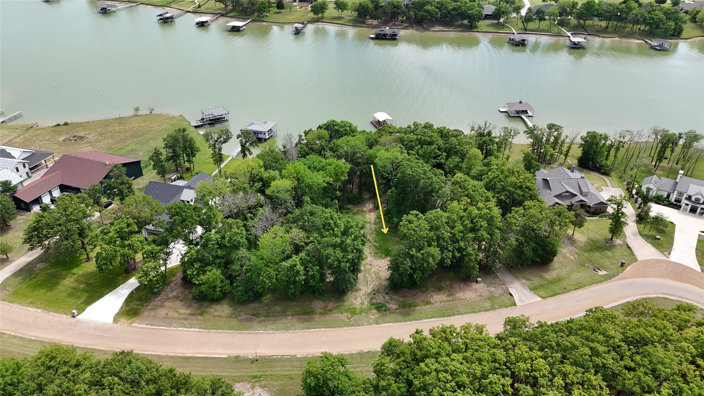 586 Clubhouse Drive