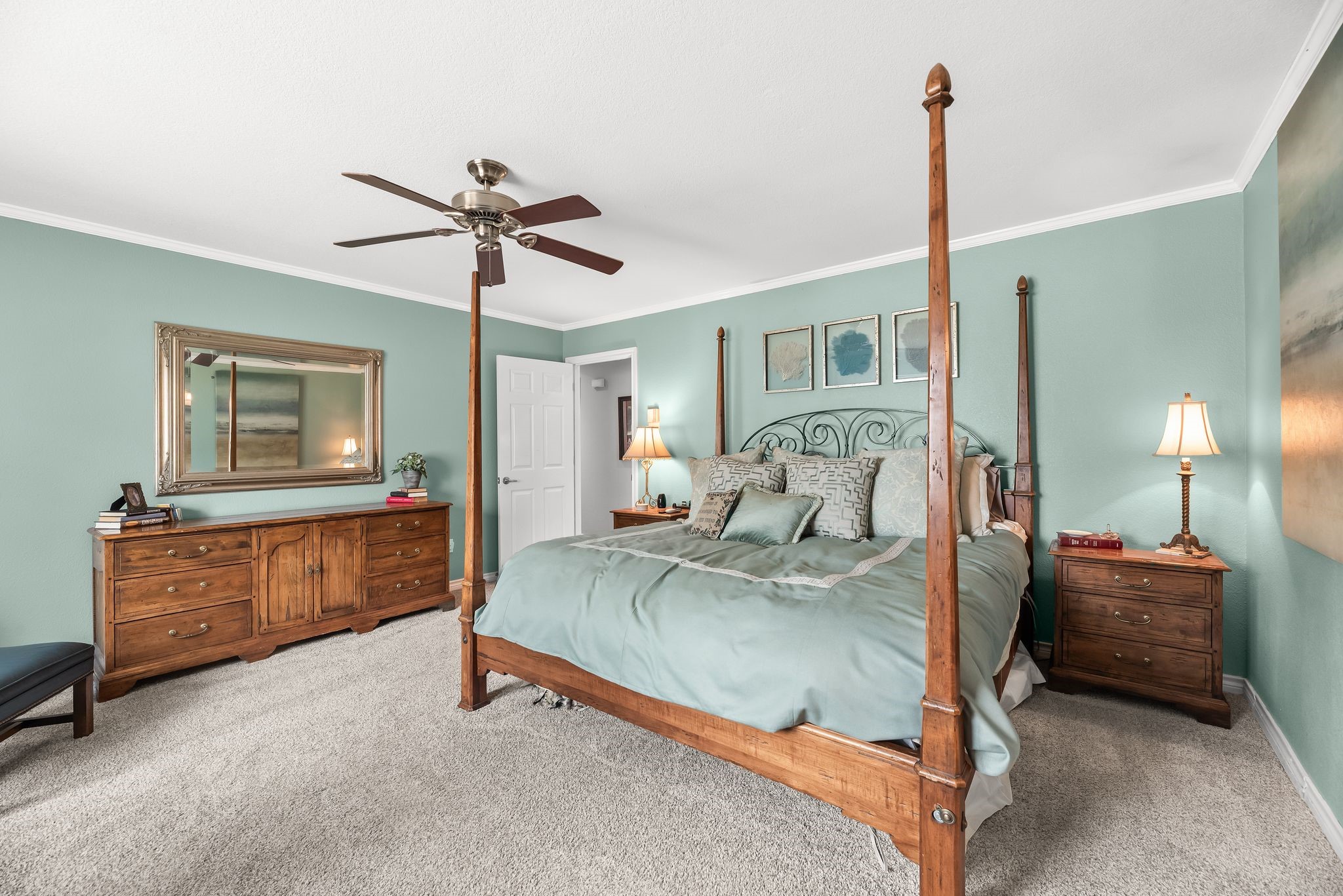 5046 Loper Circle