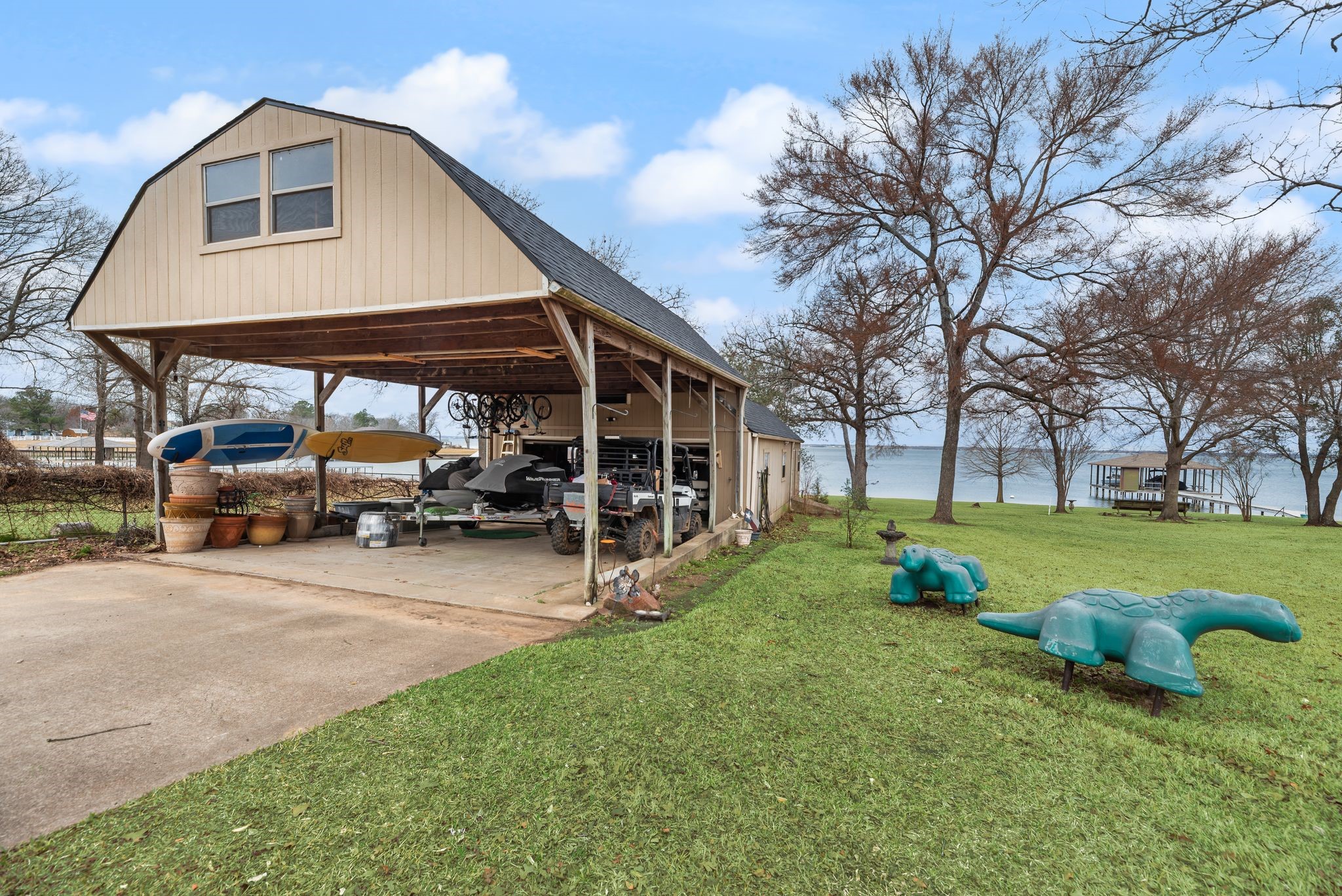 5046 Loper Circle
