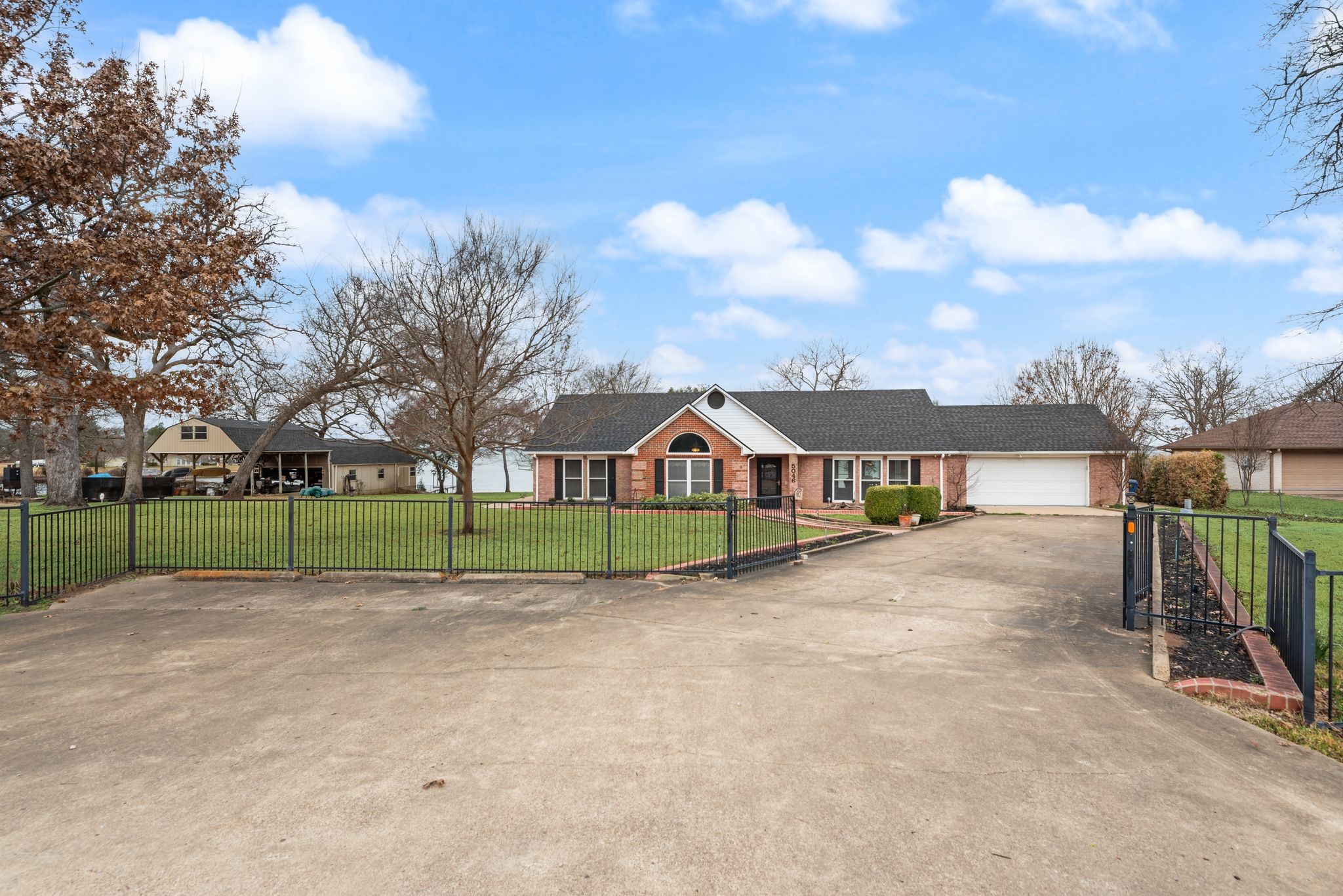5046 Loper Circle
