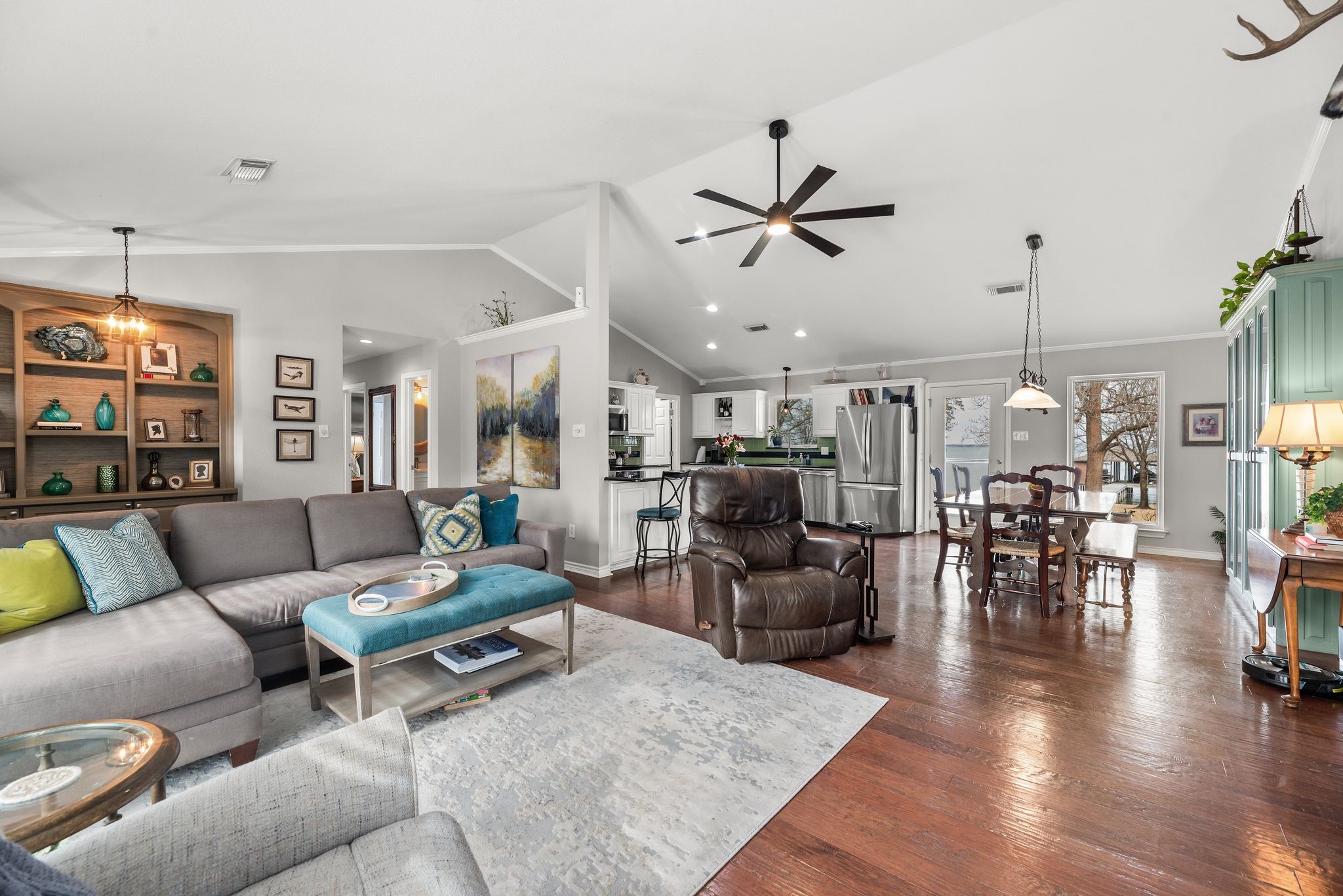 5046 Loper Circle