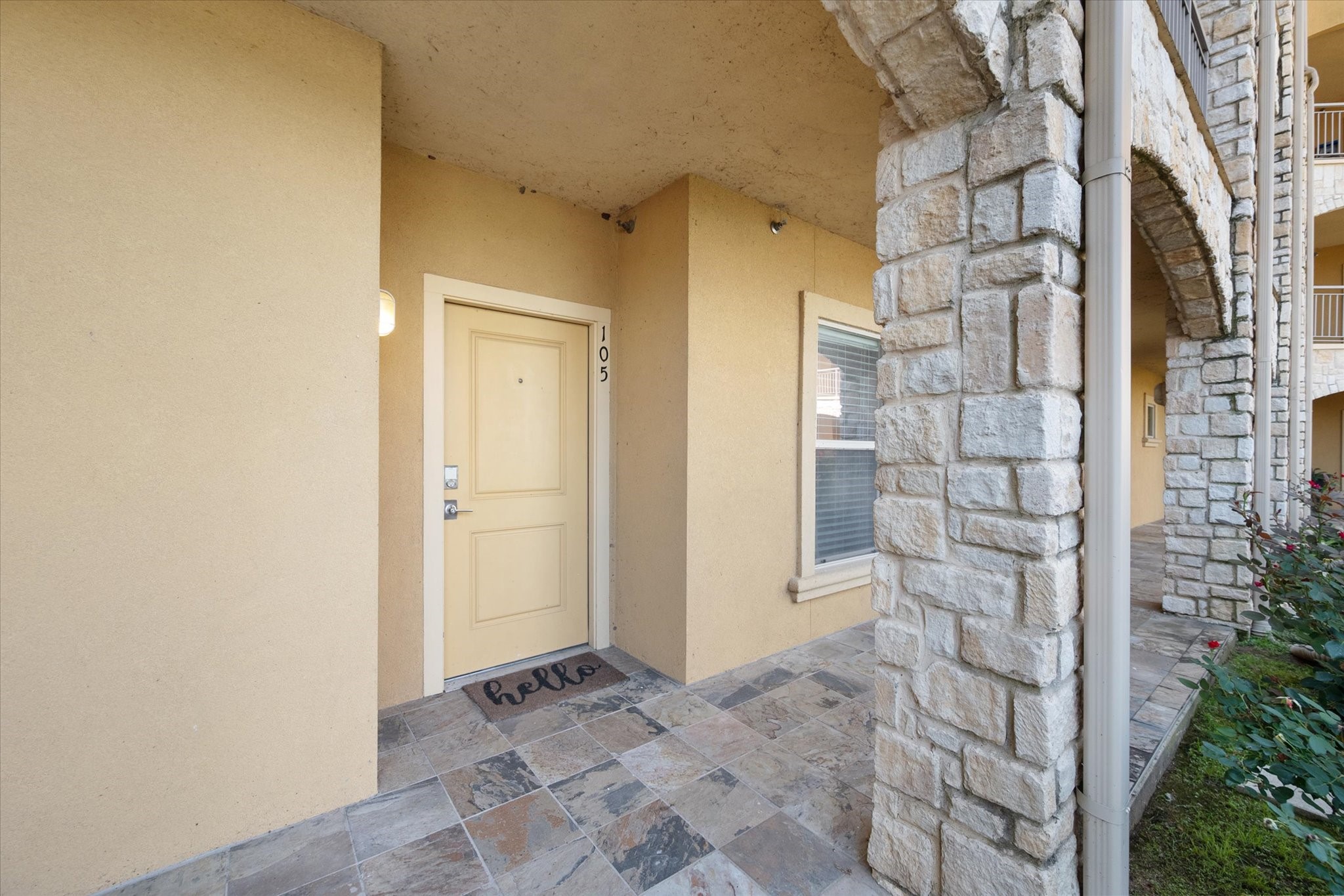 9900 Northshore Boulevard 3105