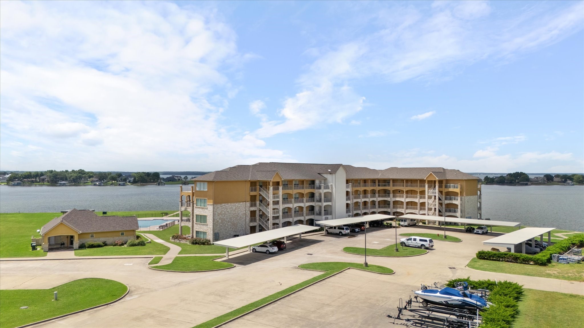 9900 Northshore Boulevard 3105