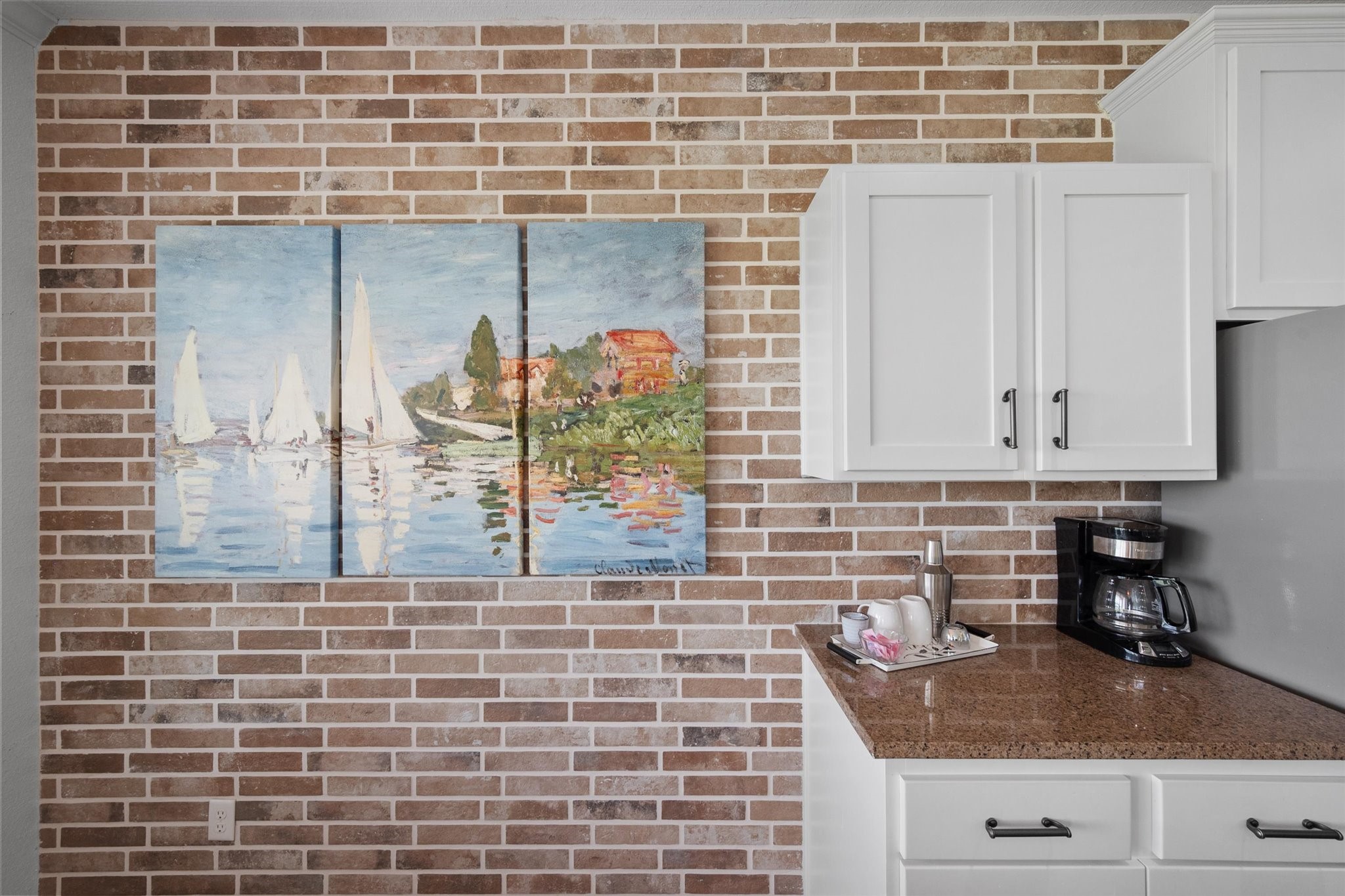 9900 Northshore Boulevard 3105