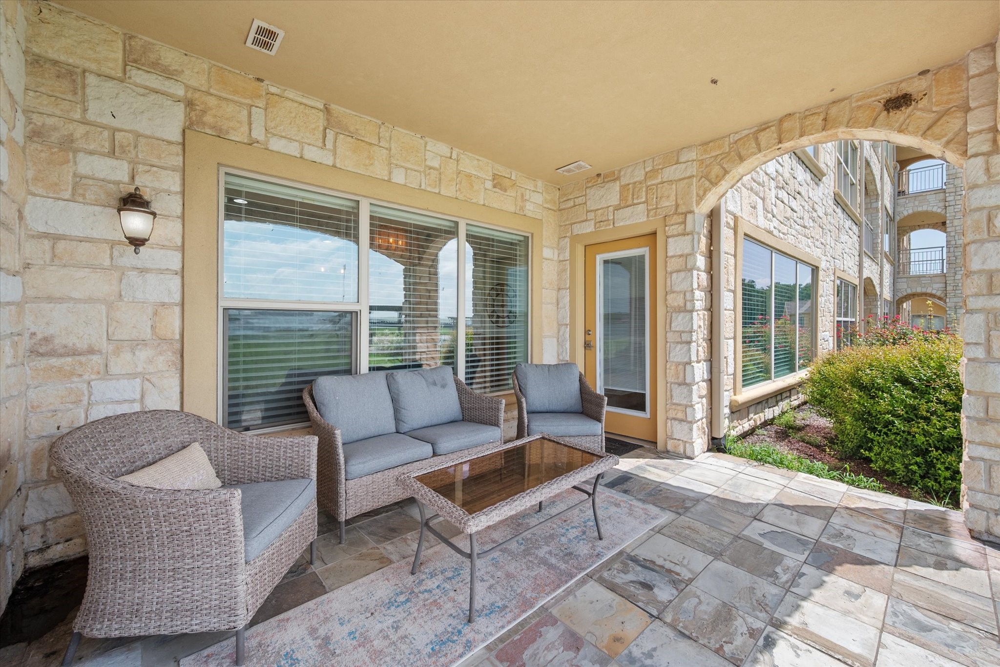 9900 Northshore Boulevard 3105