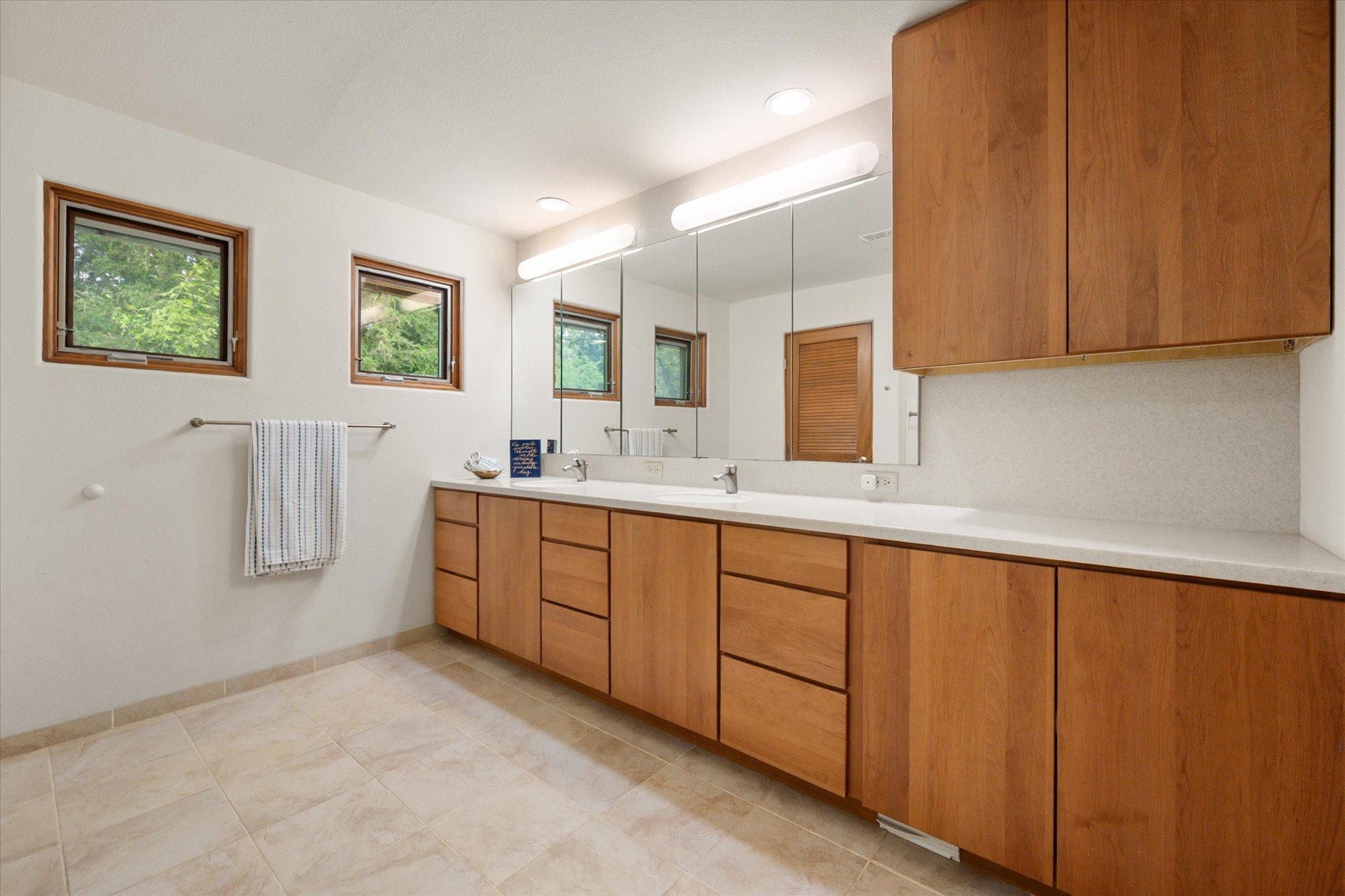 301 Bentwood Circle