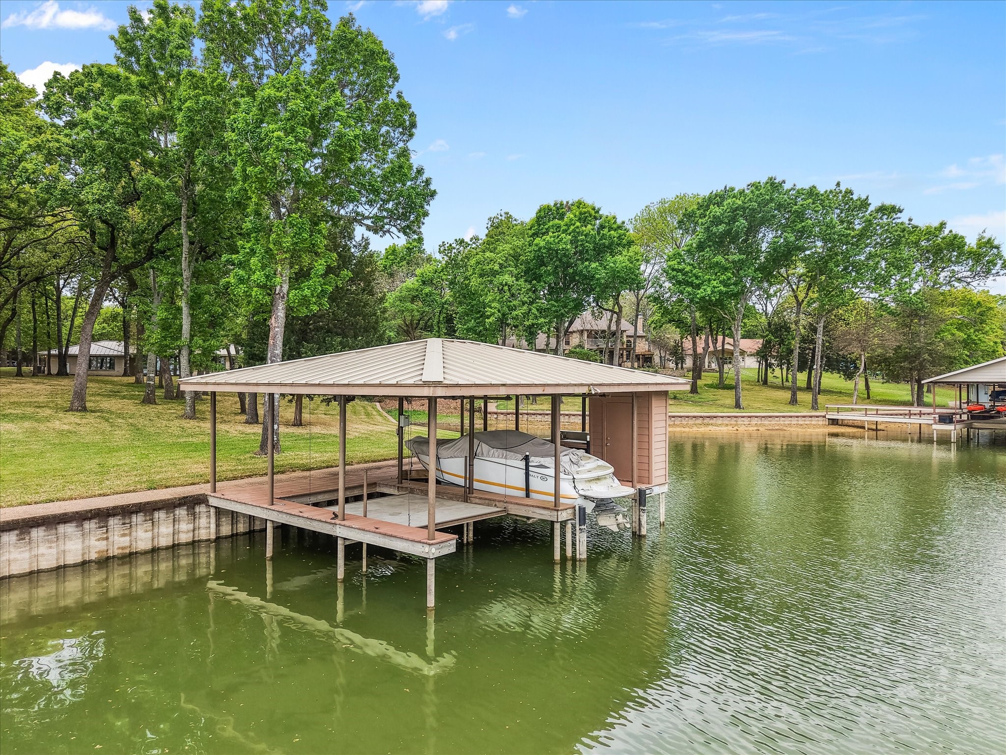 301 Bentwood Circle