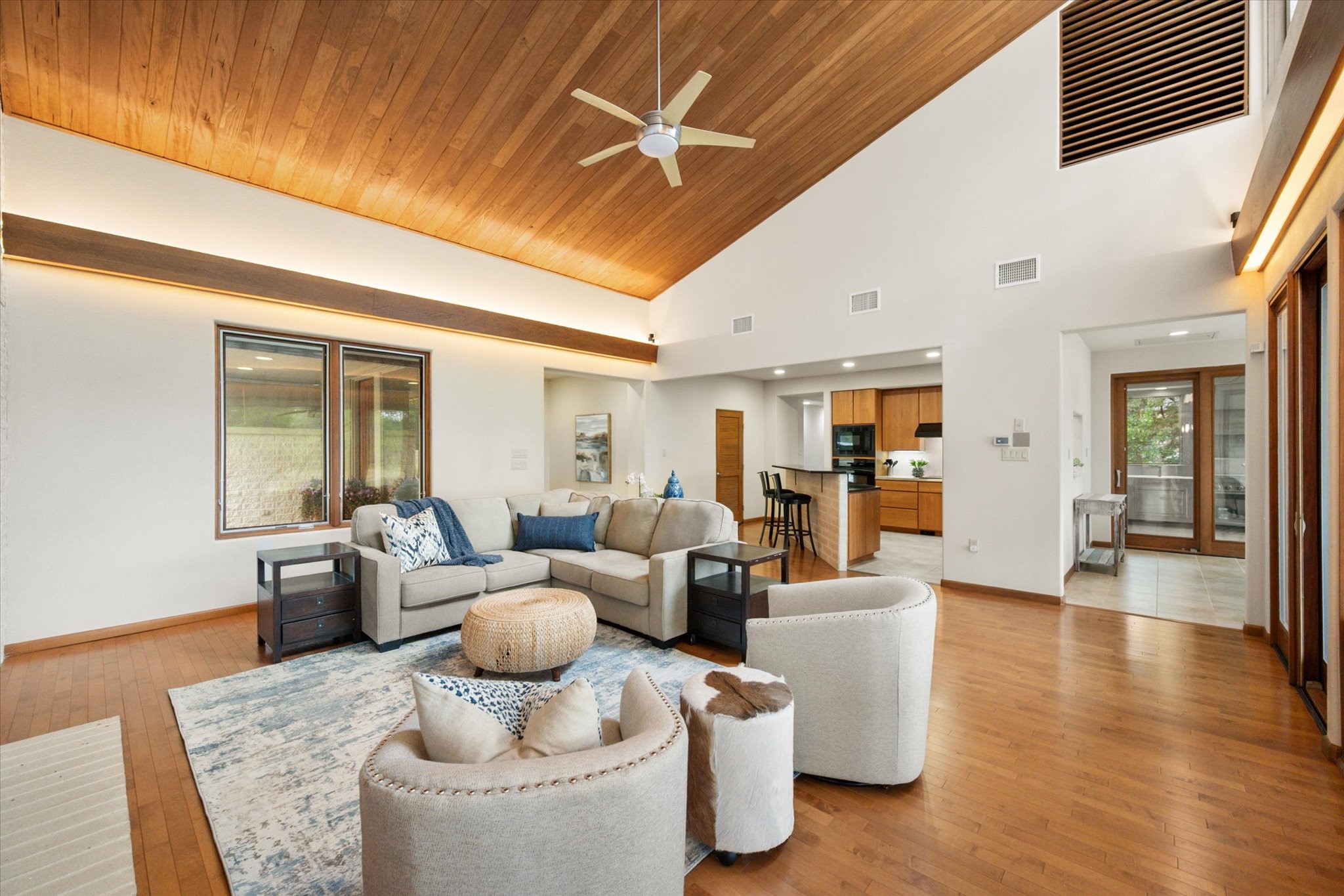 301 Bentwood Circle