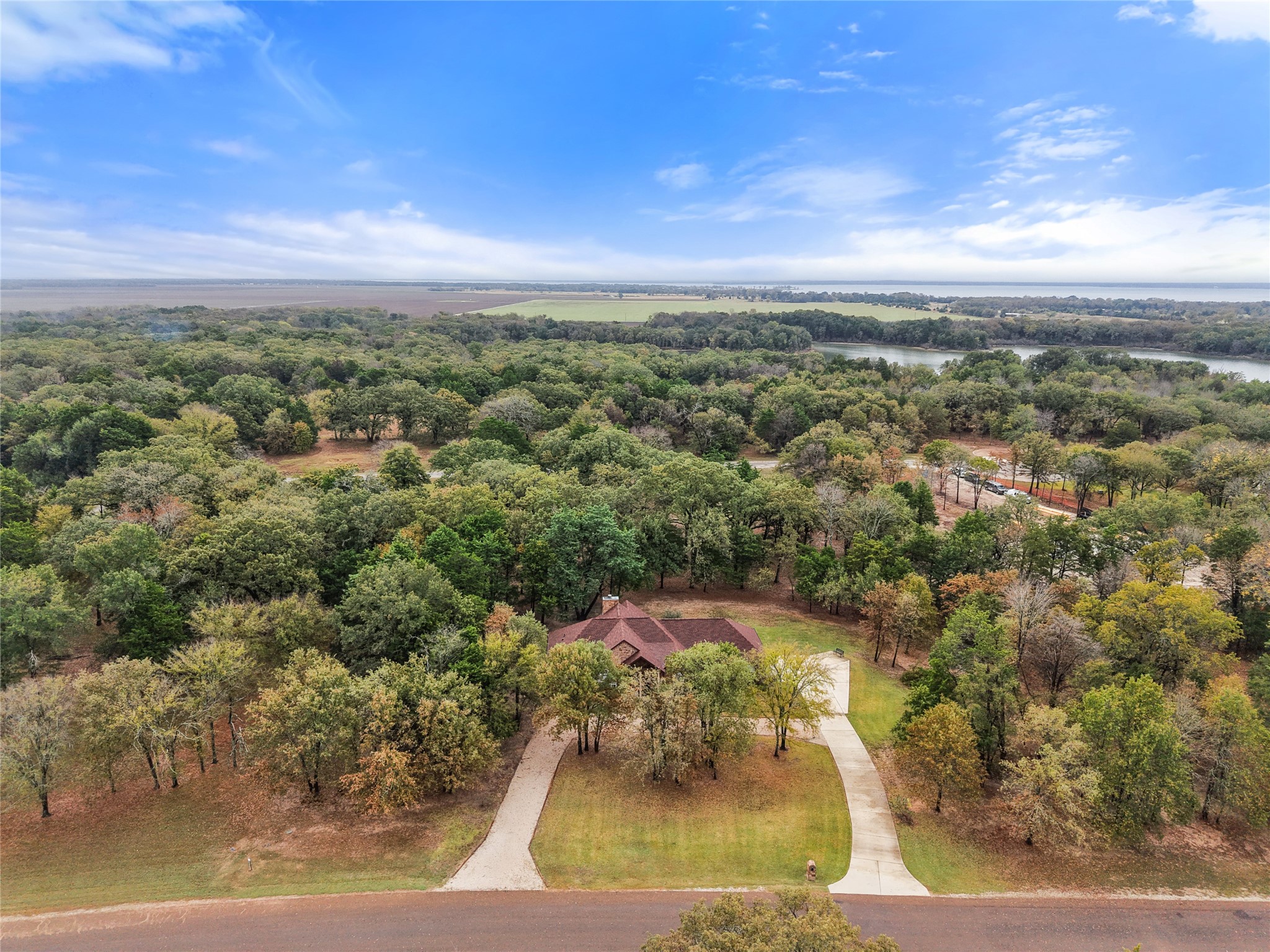 403 Arrowhead Point