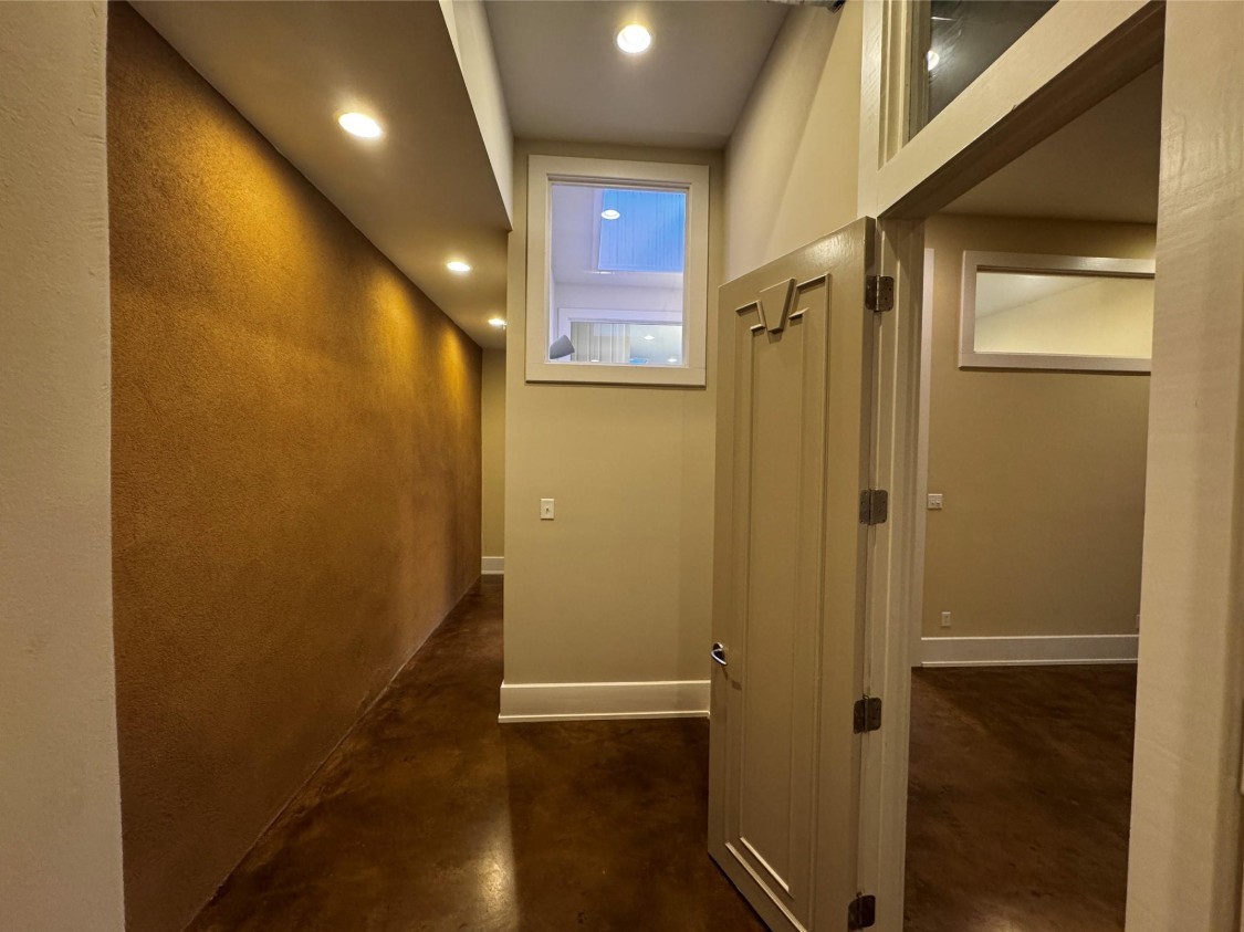 104 S Beaton Street C