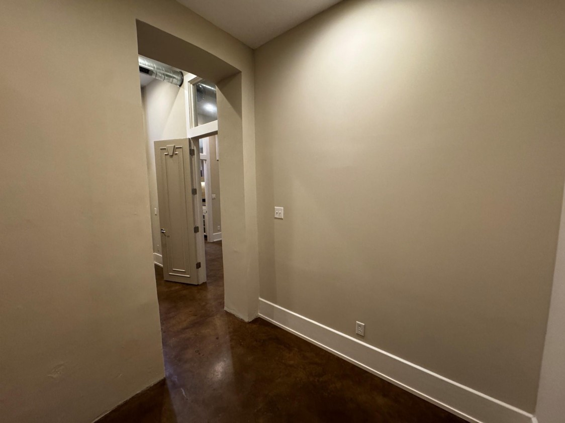 104 S Beaton Street C