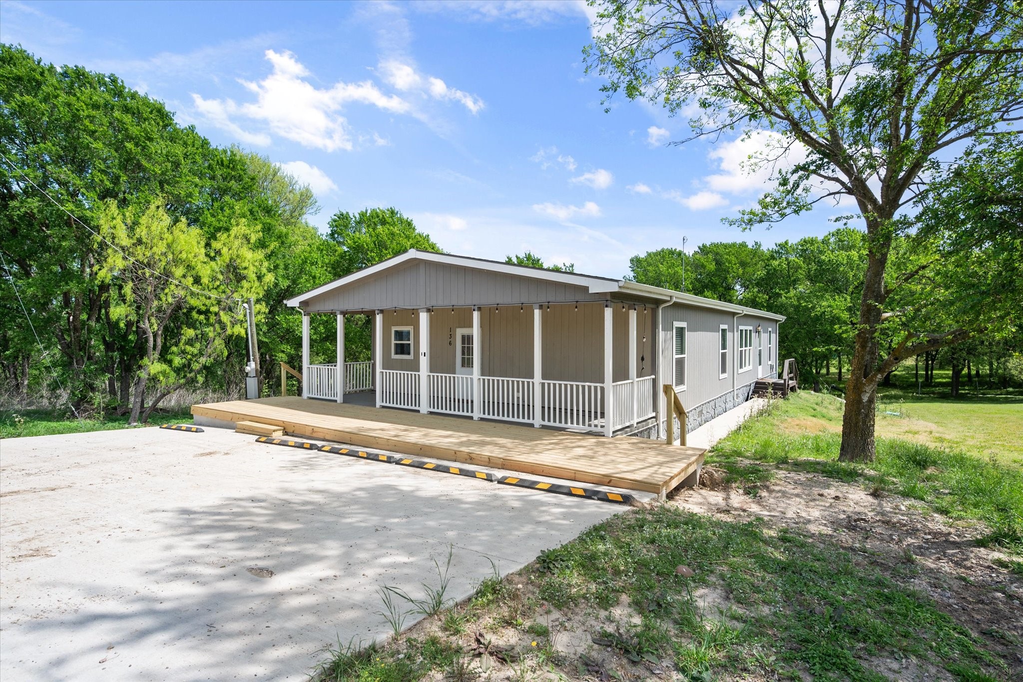 136 SE County Road 3048