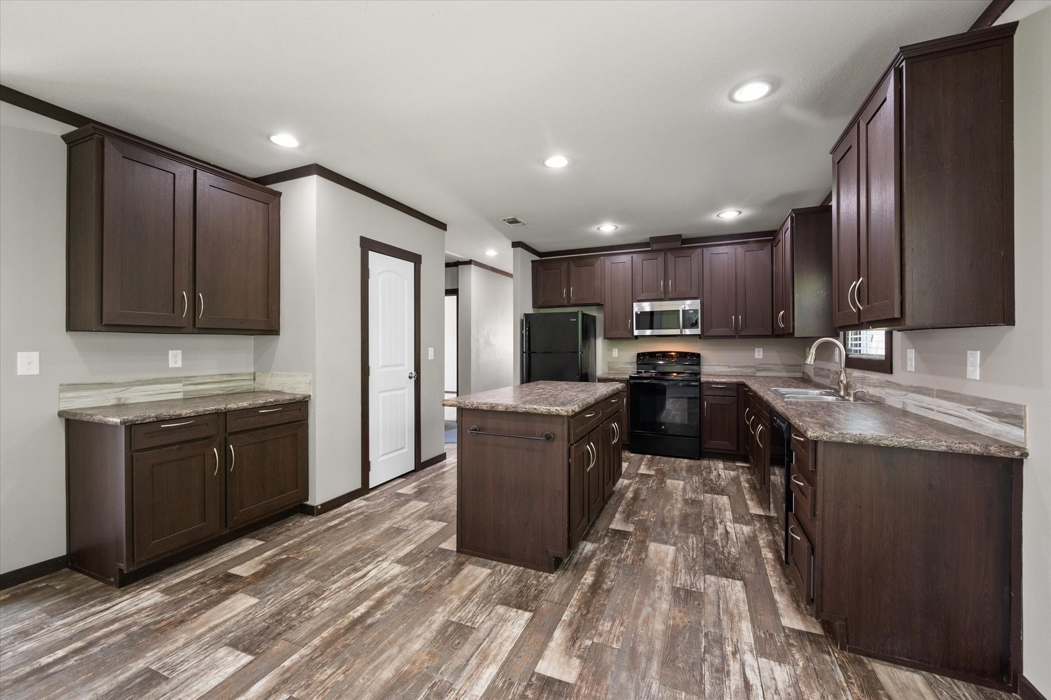 136 SE County Road 3048