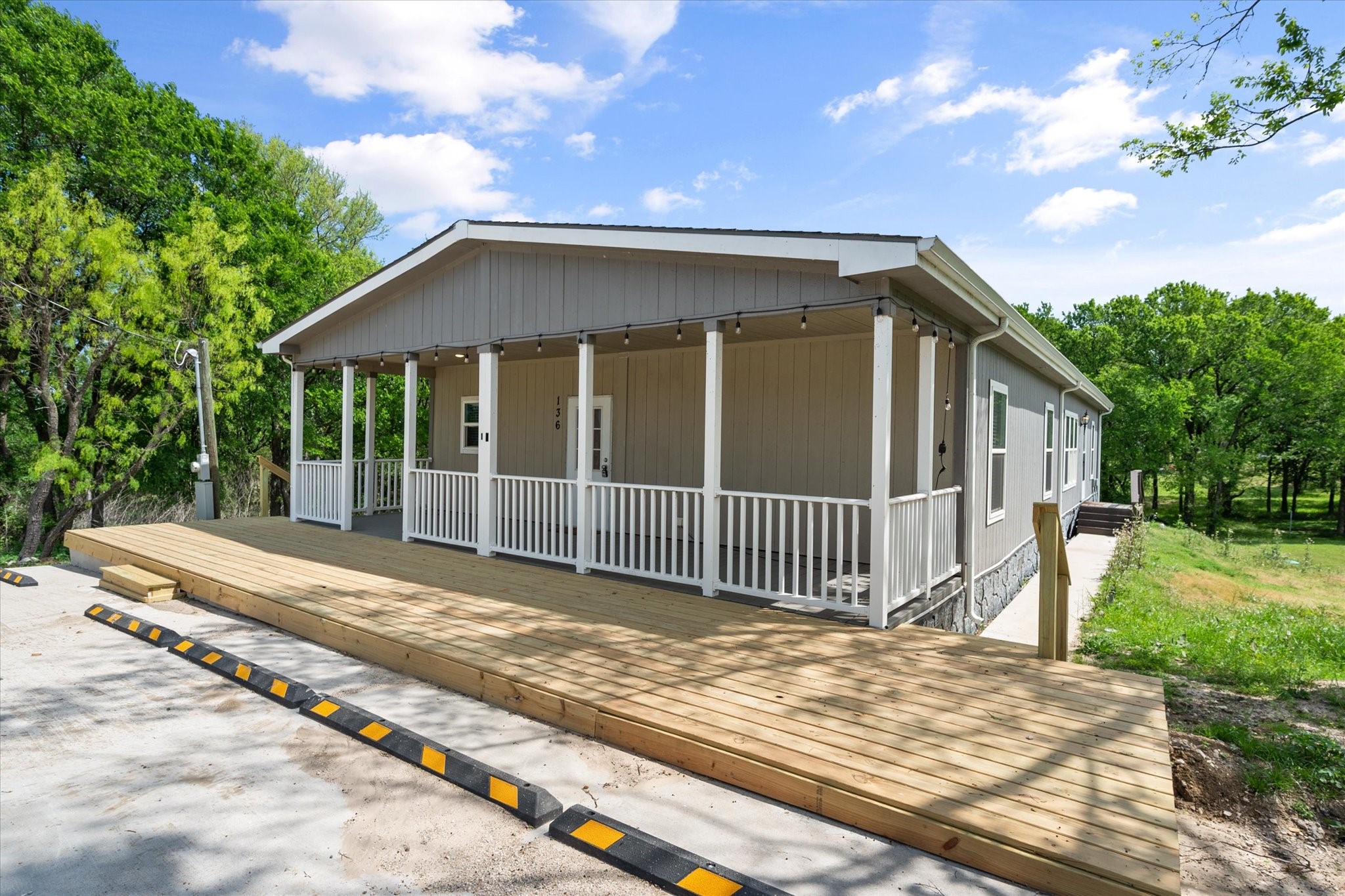 136 SE County Road 3048