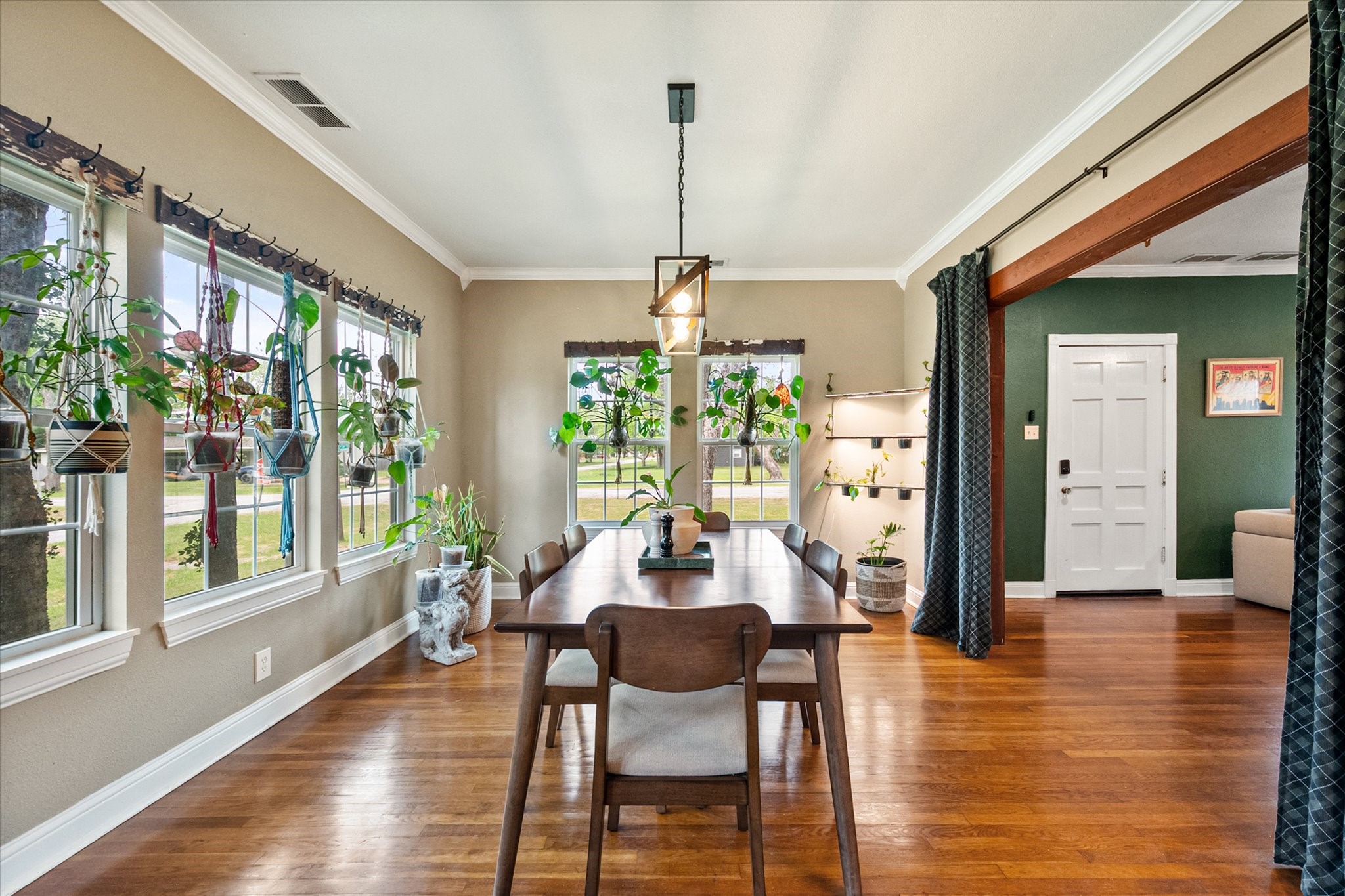 211 SW 4th Street