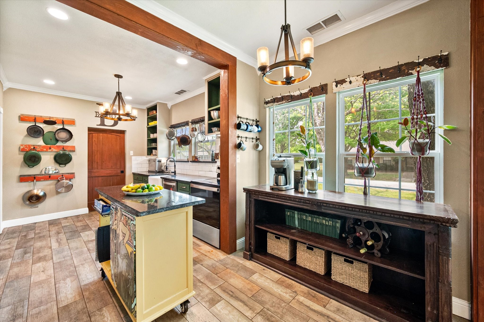 211 SW 4th Street