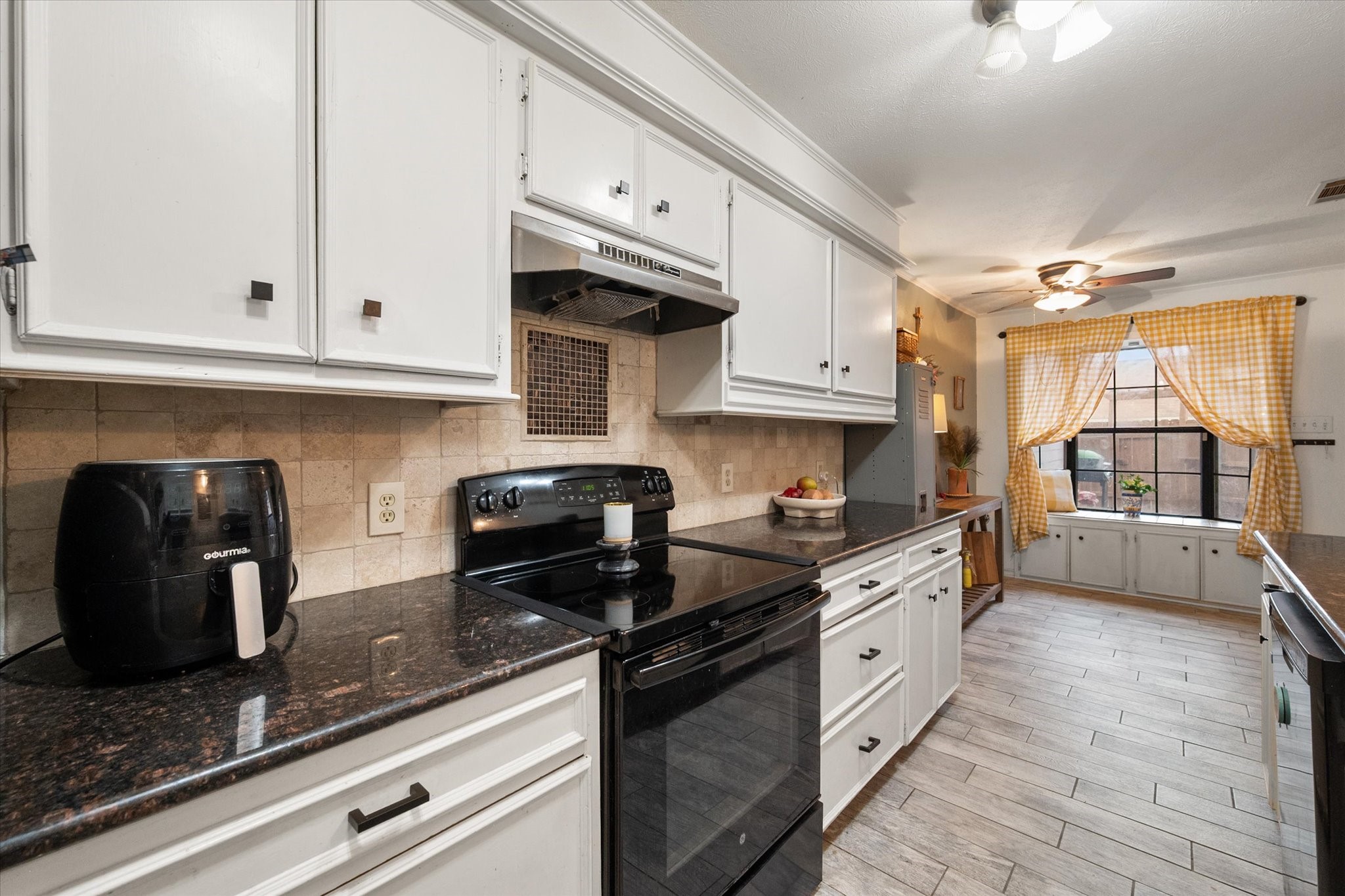 1711 Clearbrook Lane