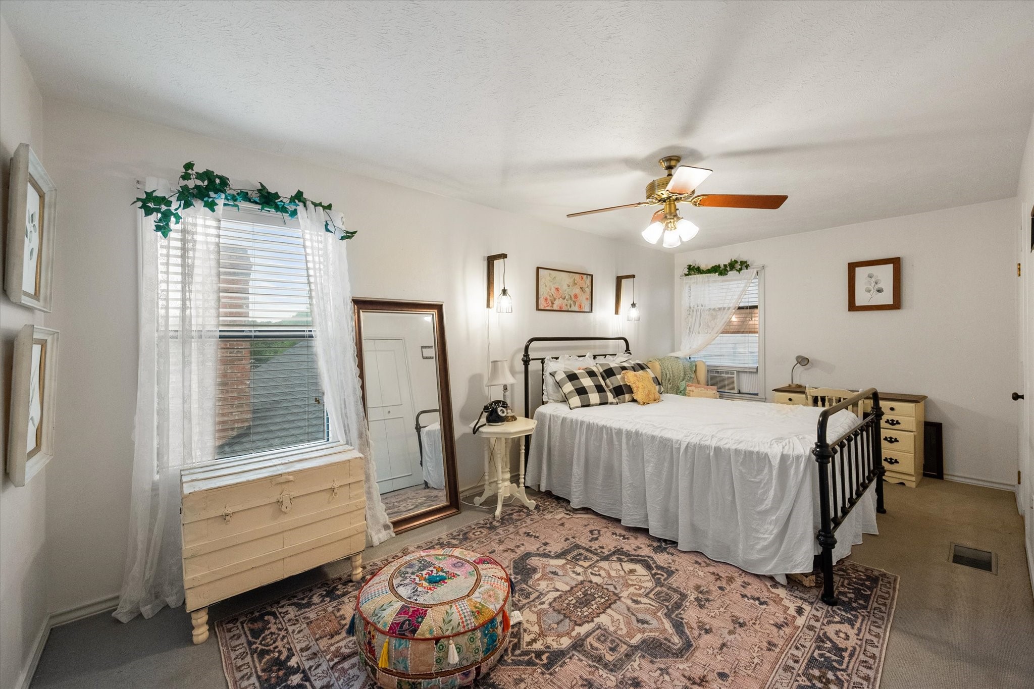 1711 Clearbrook Lane