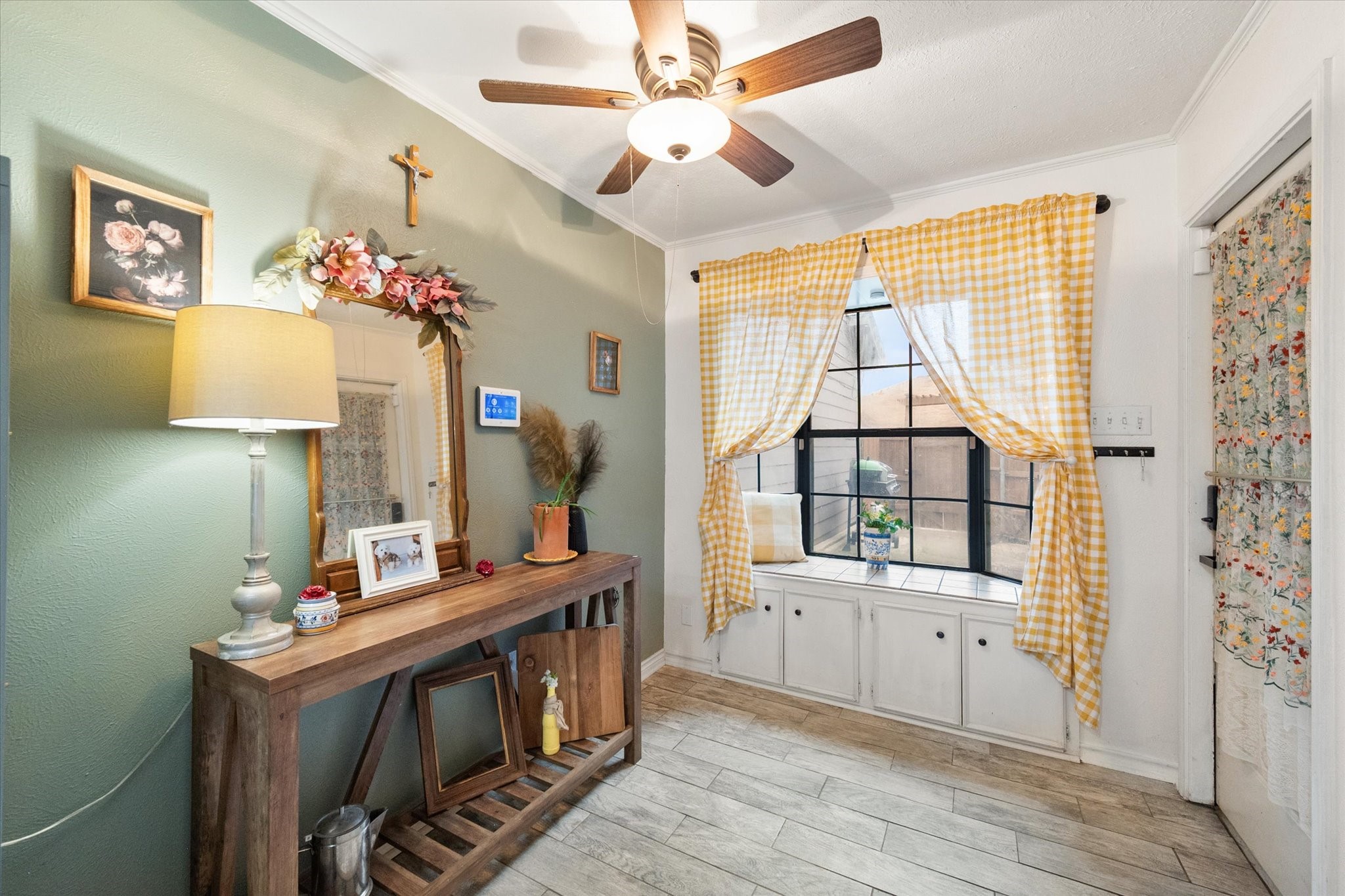 1711 Clearbrook Lane