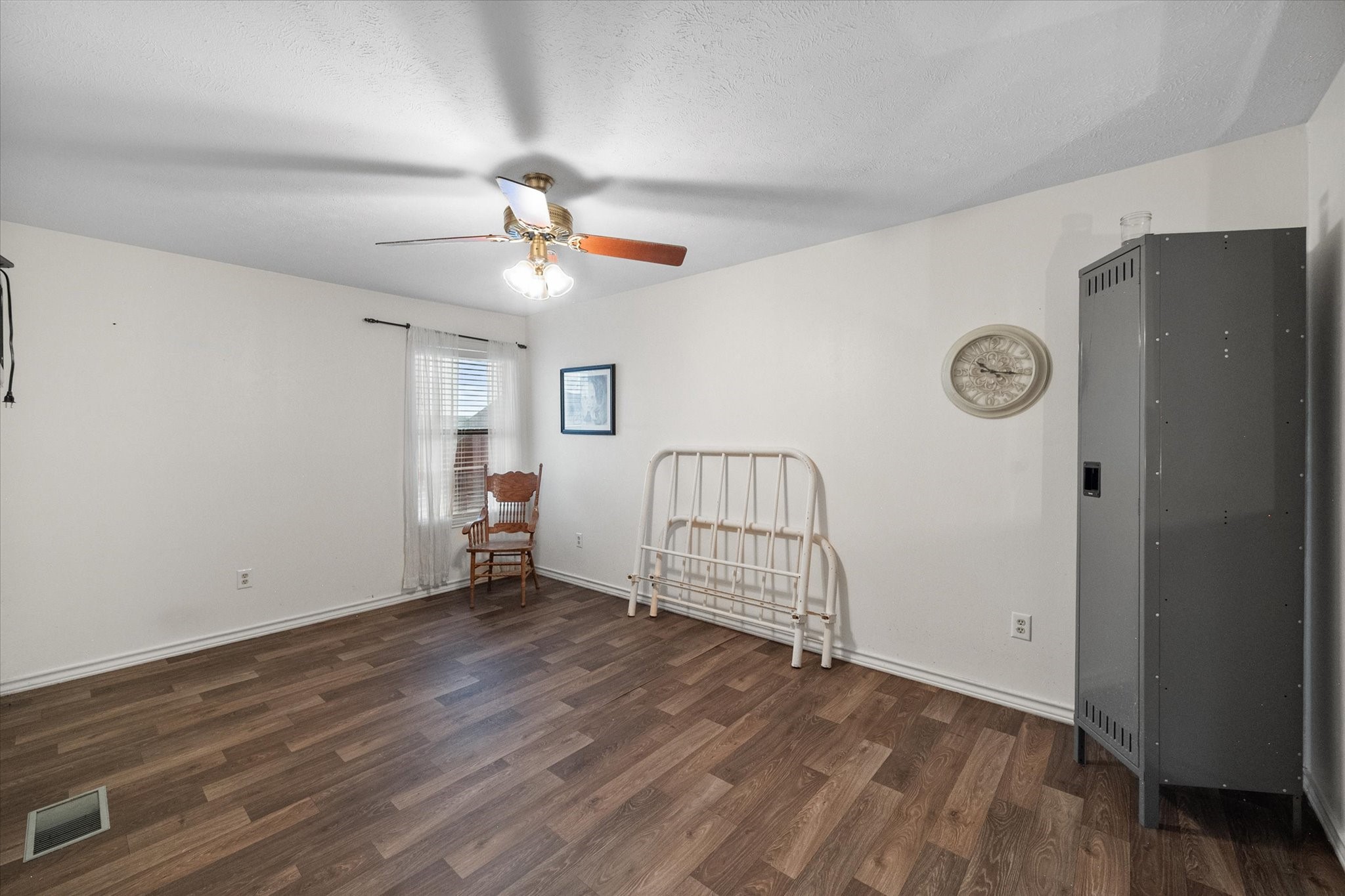1711 Clearbrook Lane