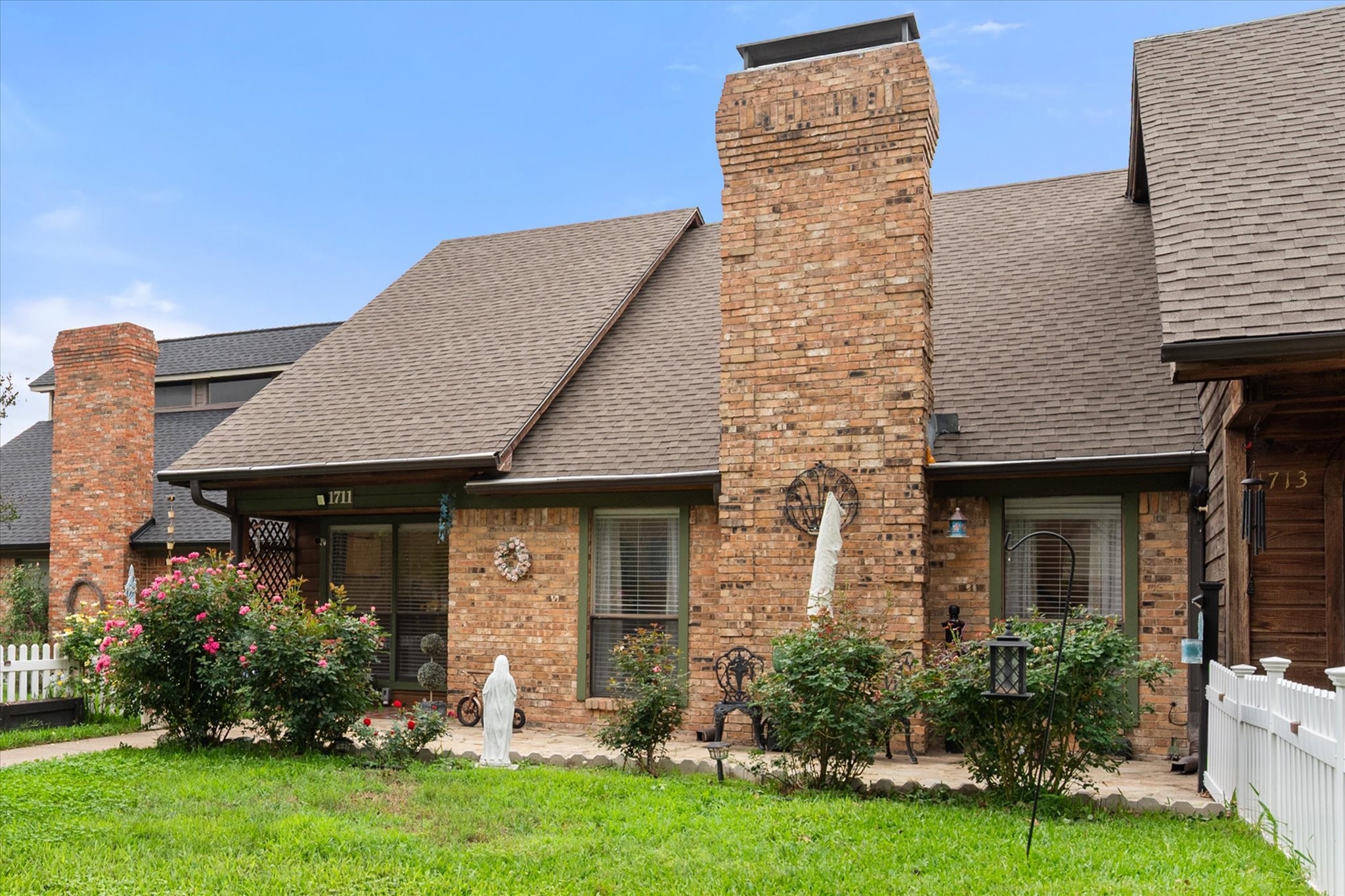 1711 Clearbrook Lane