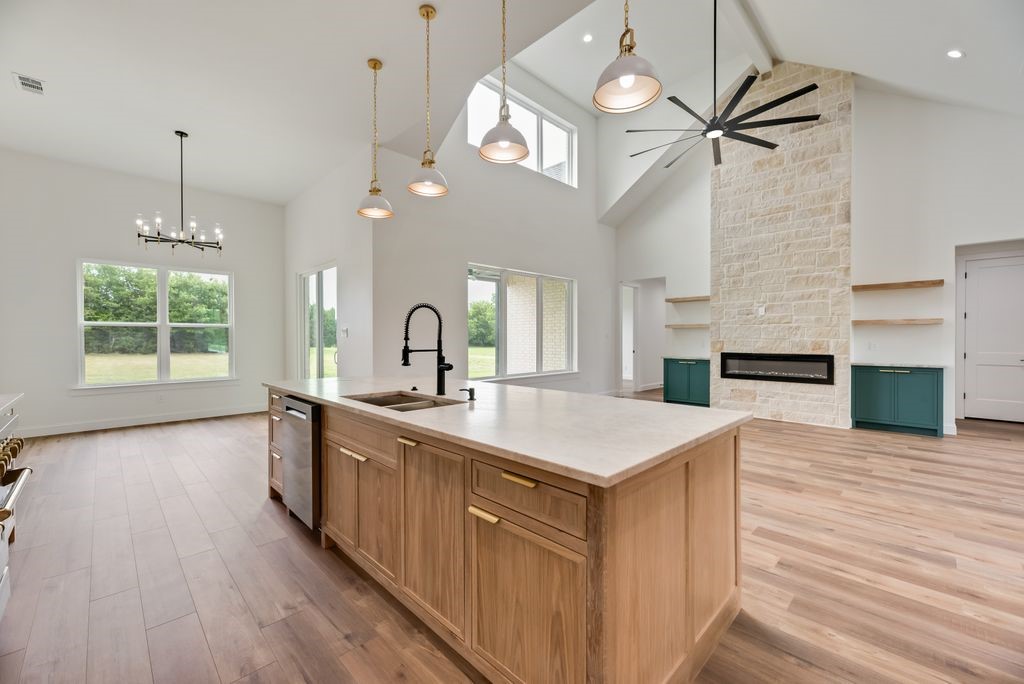 209 Waverunner Court