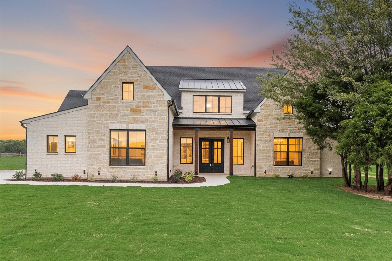 209 Waverunner Court