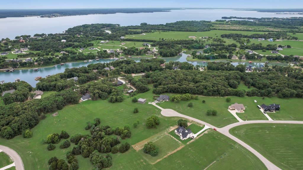 209 Waverunner Court