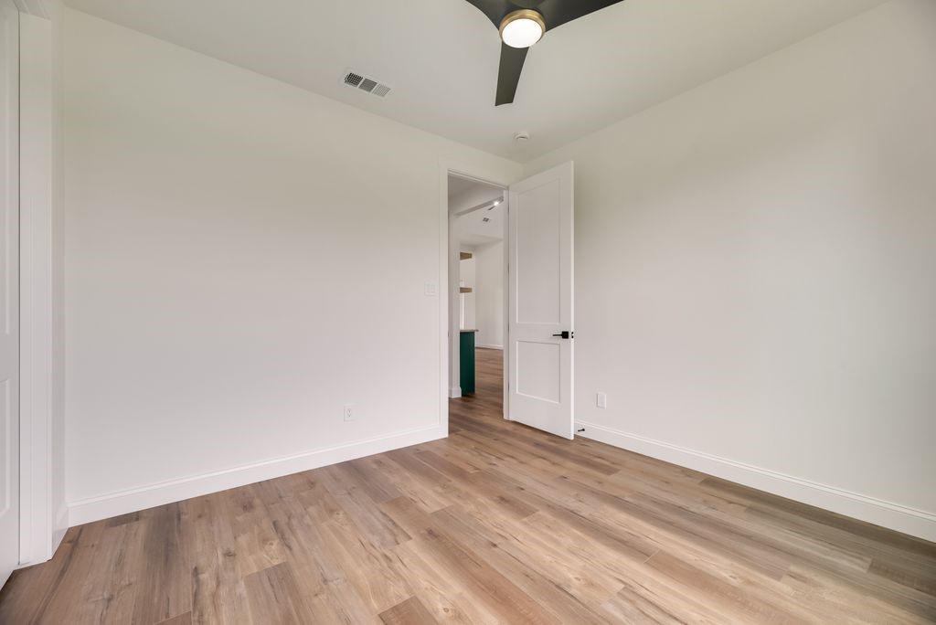 209 Waverunner Court