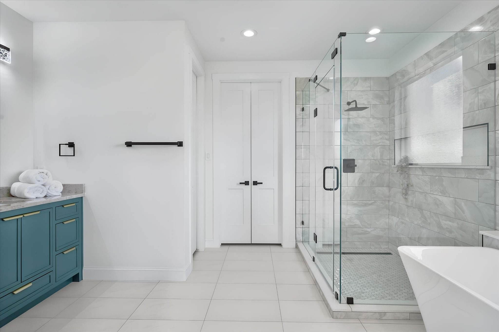 209 Waverunner Court