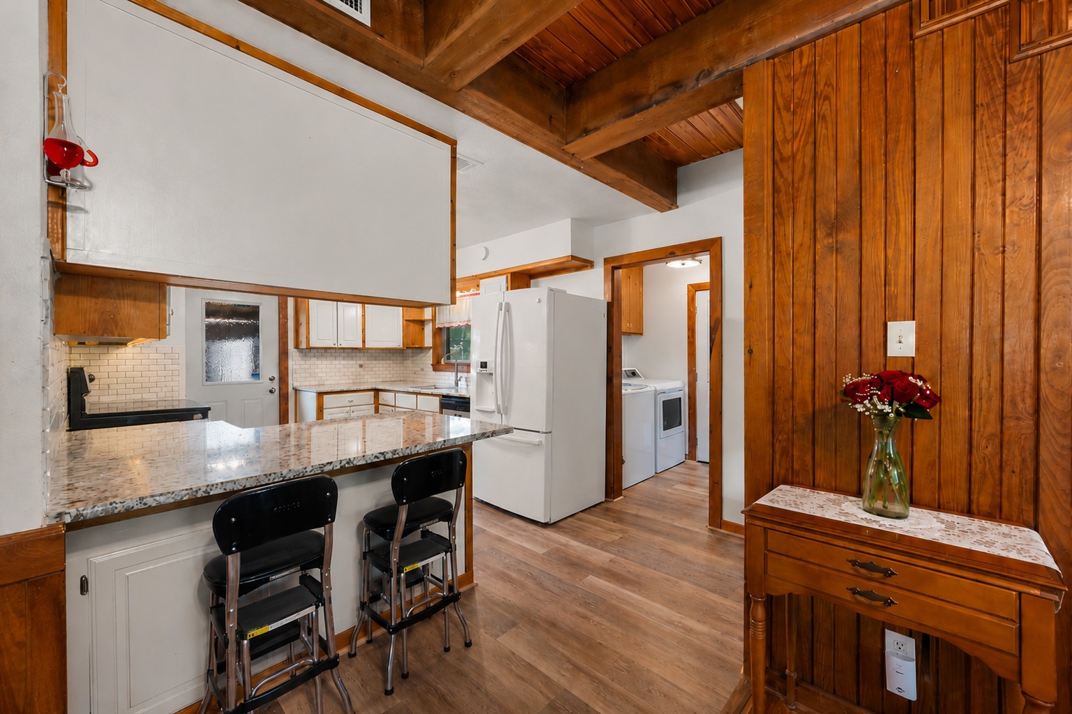 377 Southern Oaks Drive