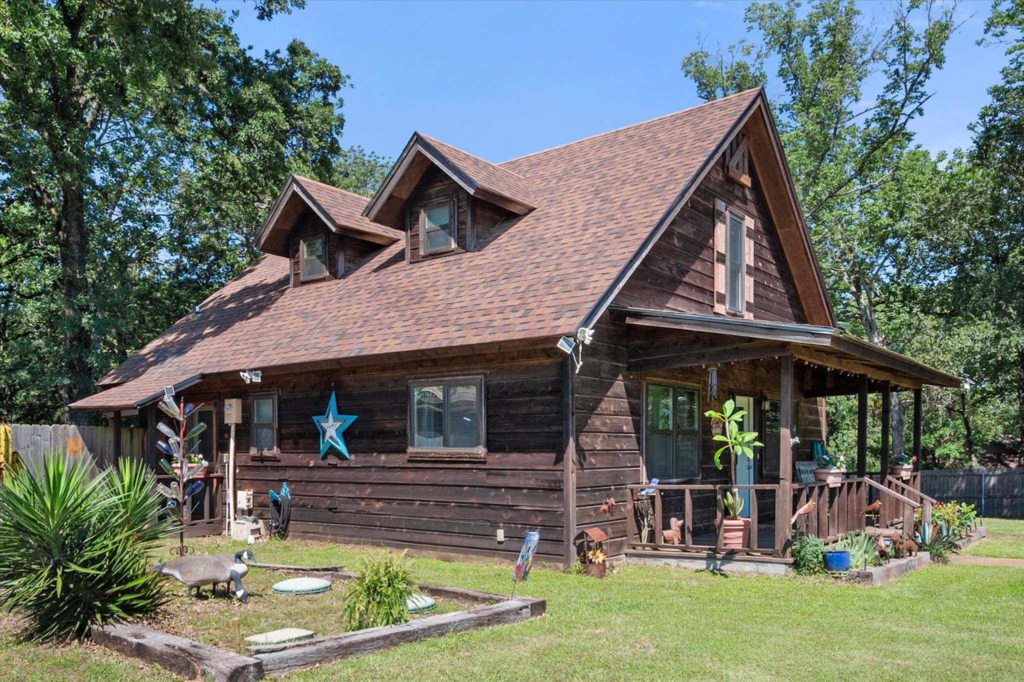 377 Southern Oaks Drive