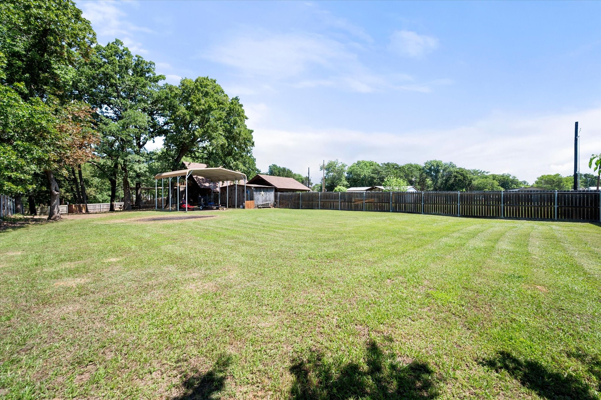 377 Southern Oaks Drive