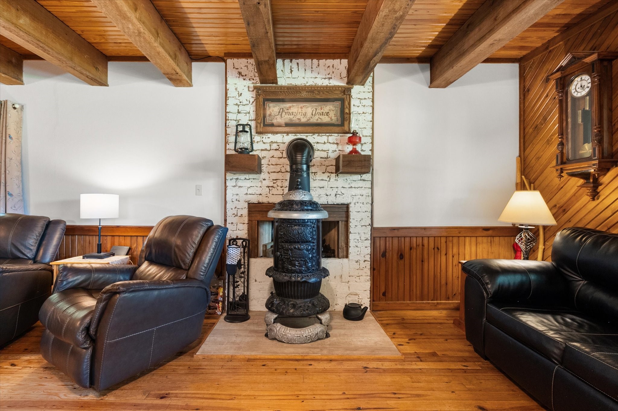 377 Southern Oaks Drive