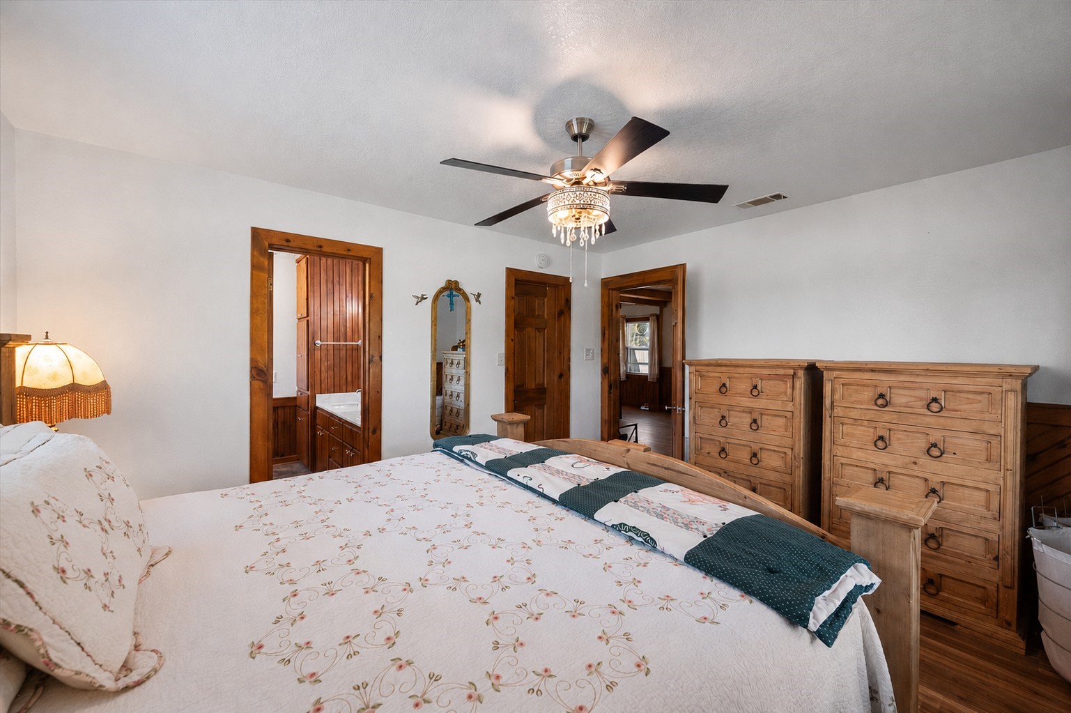 377 Southern Oaks Drive