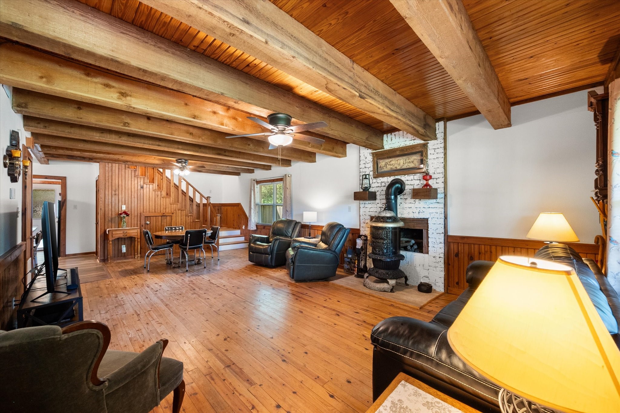 377 Southern Oaks Drive