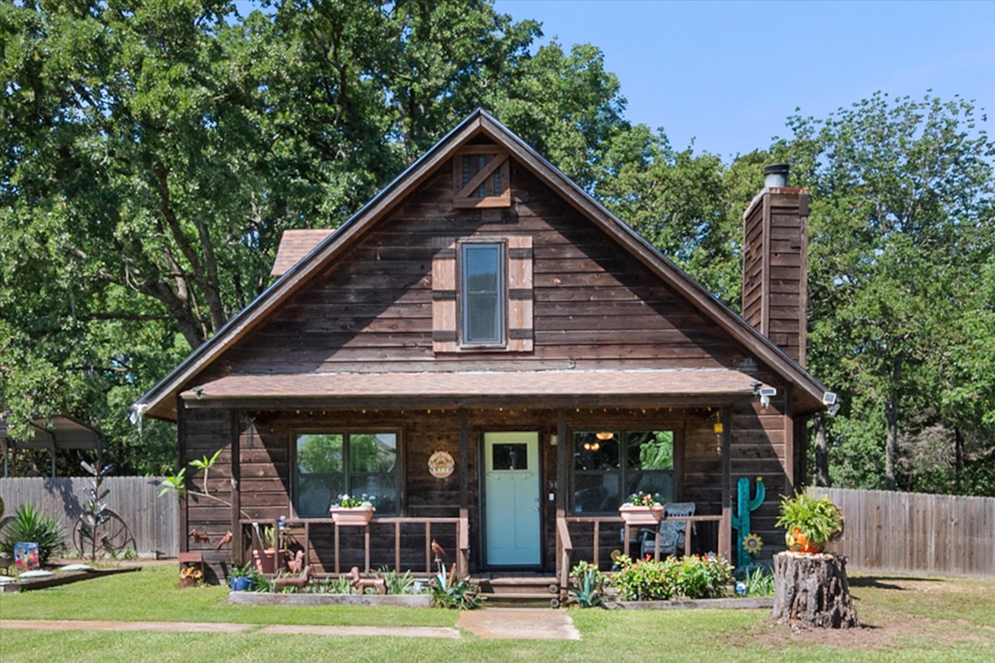 377 Southern Oaks Drive