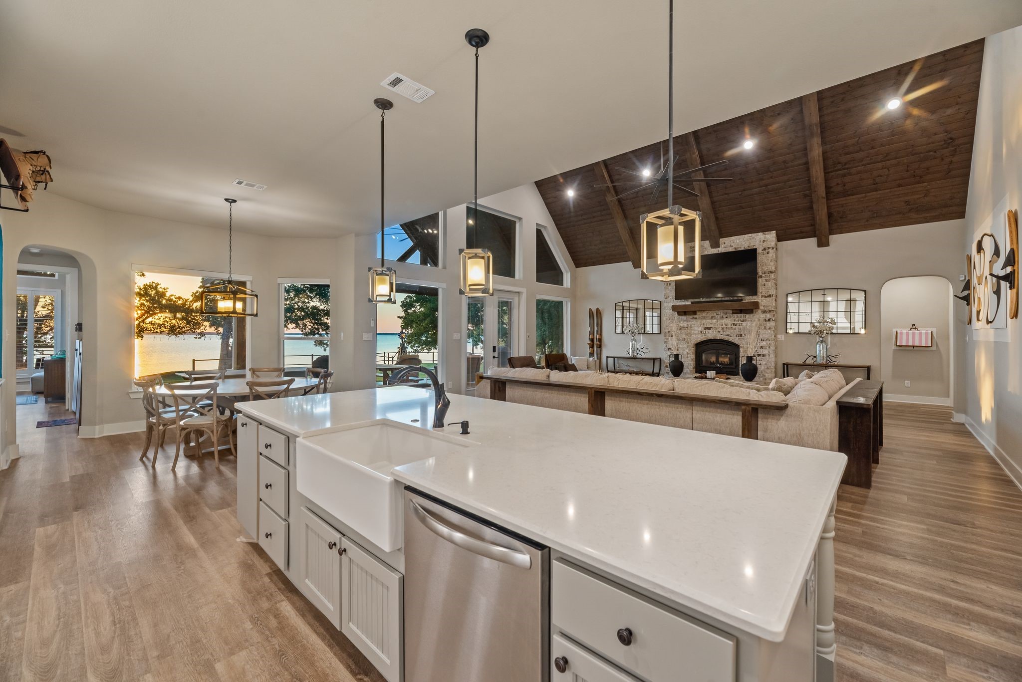 1144 Paradise Cove