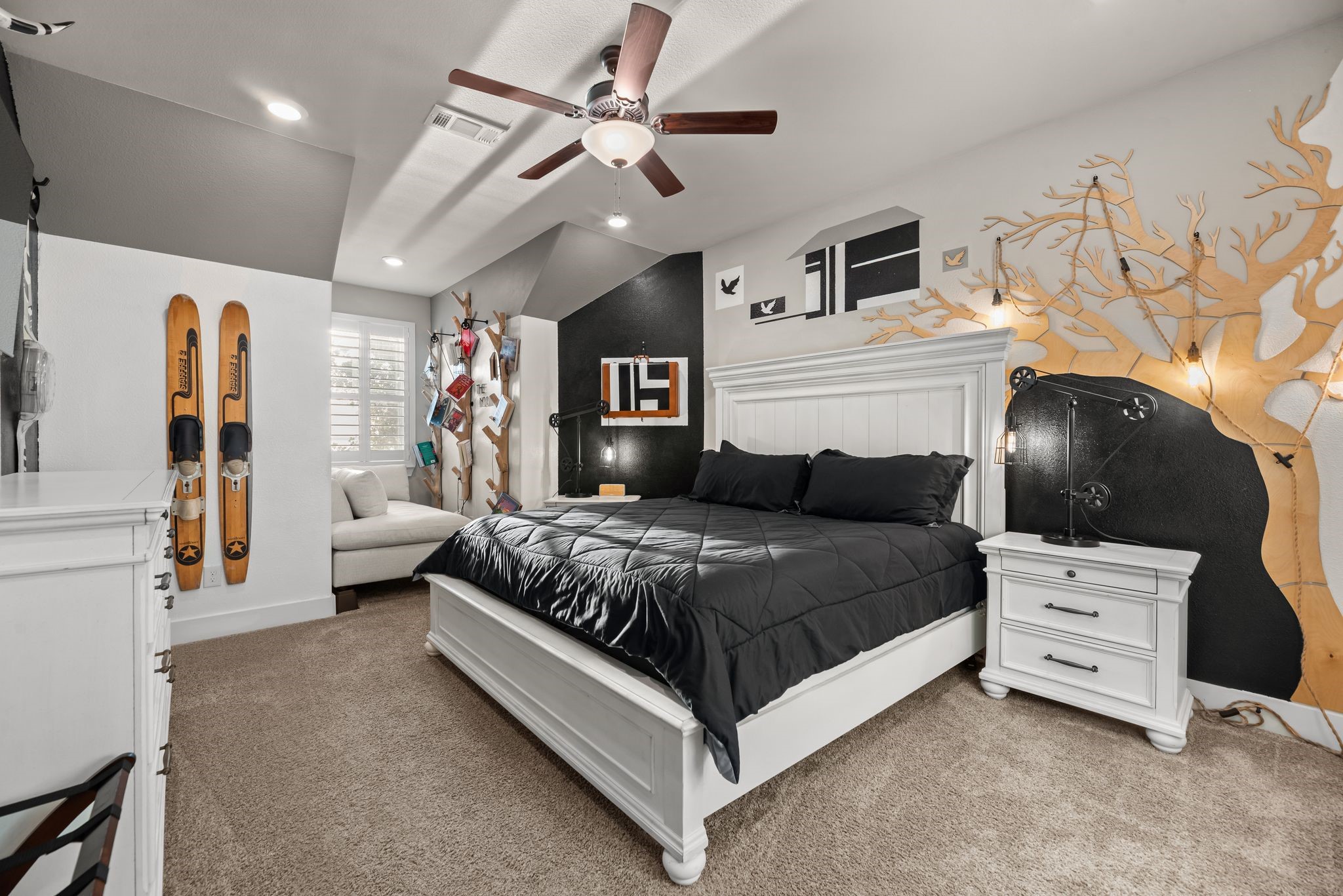 1144 Paradise Cove