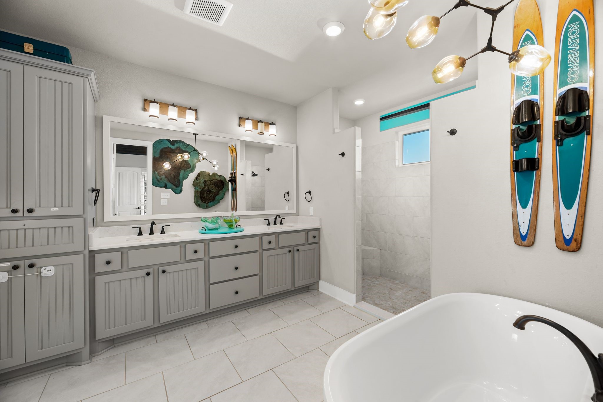 1144 Paradise Cove