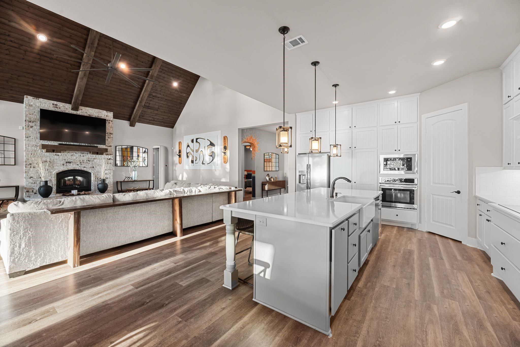 1144 Paradise Cove