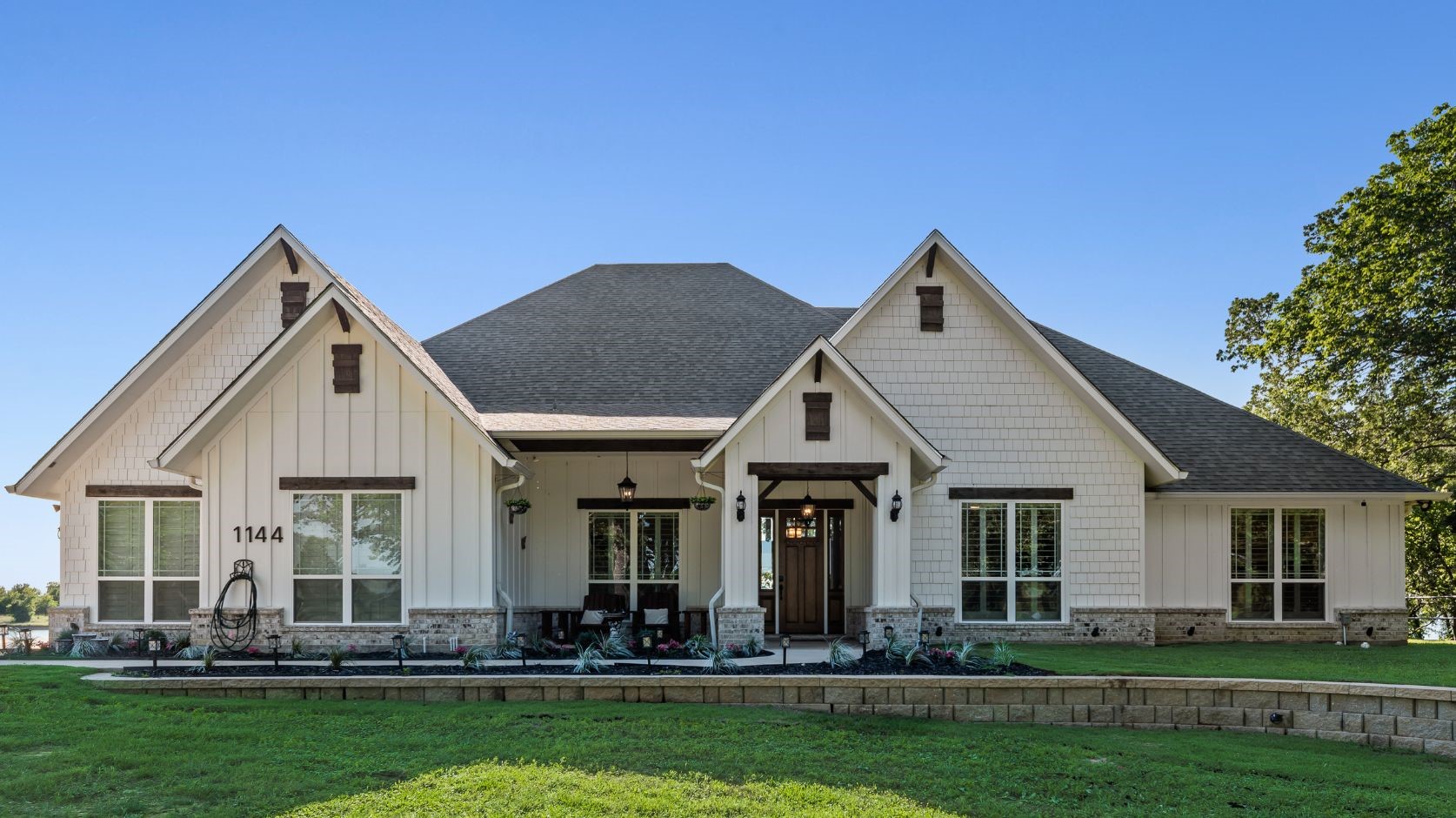 1144 Paradise Cove
