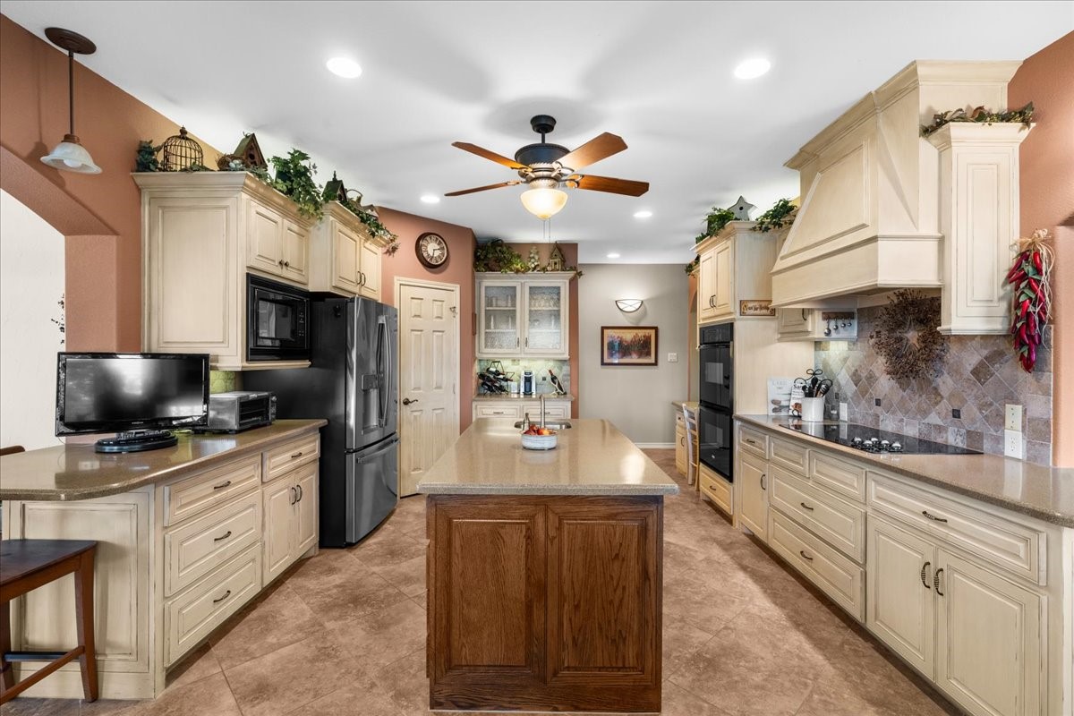 275 Jackson Circle
