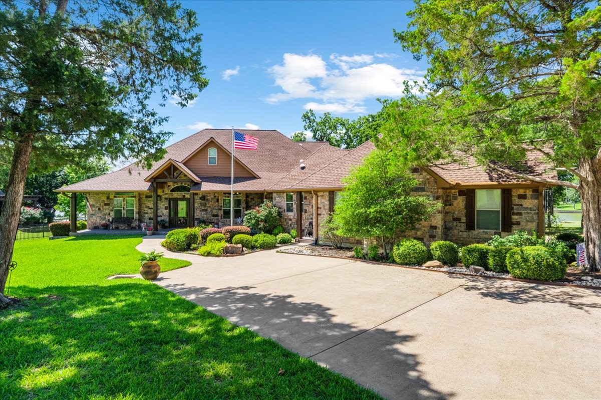 275 Jackson Circle