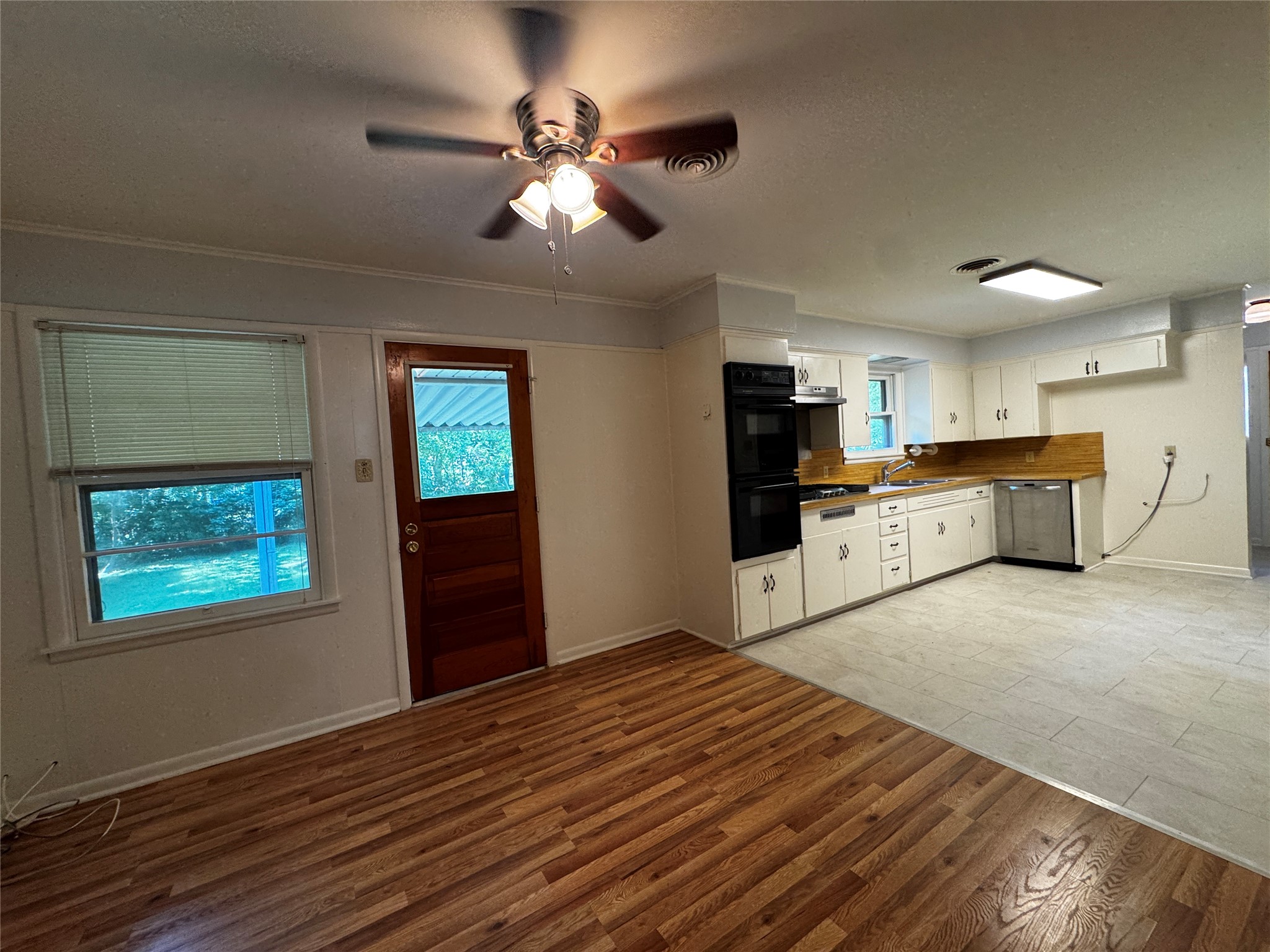 2928 College Circle
