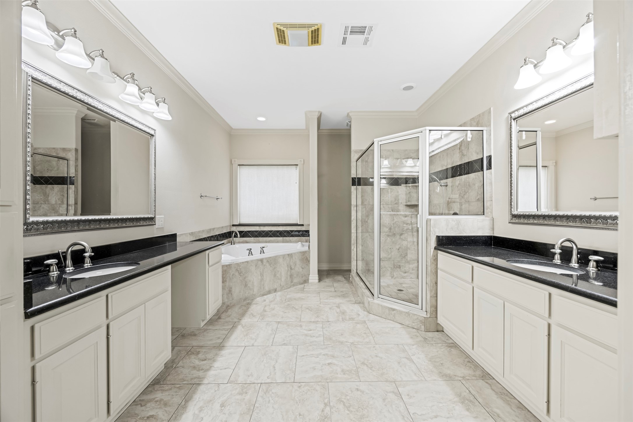 207 Tonkawa Trail