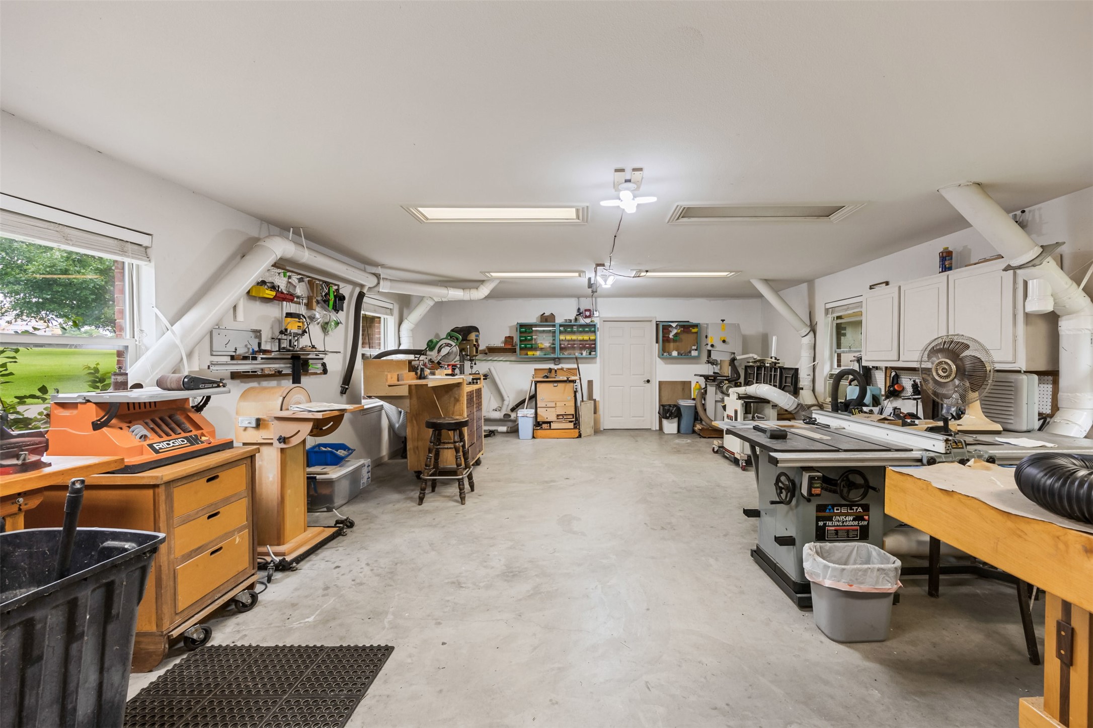 207 Tonkawa Trail