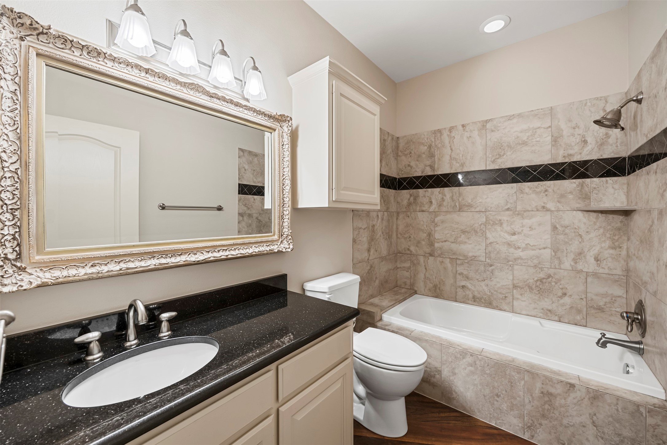 207 Tonkawa Trail