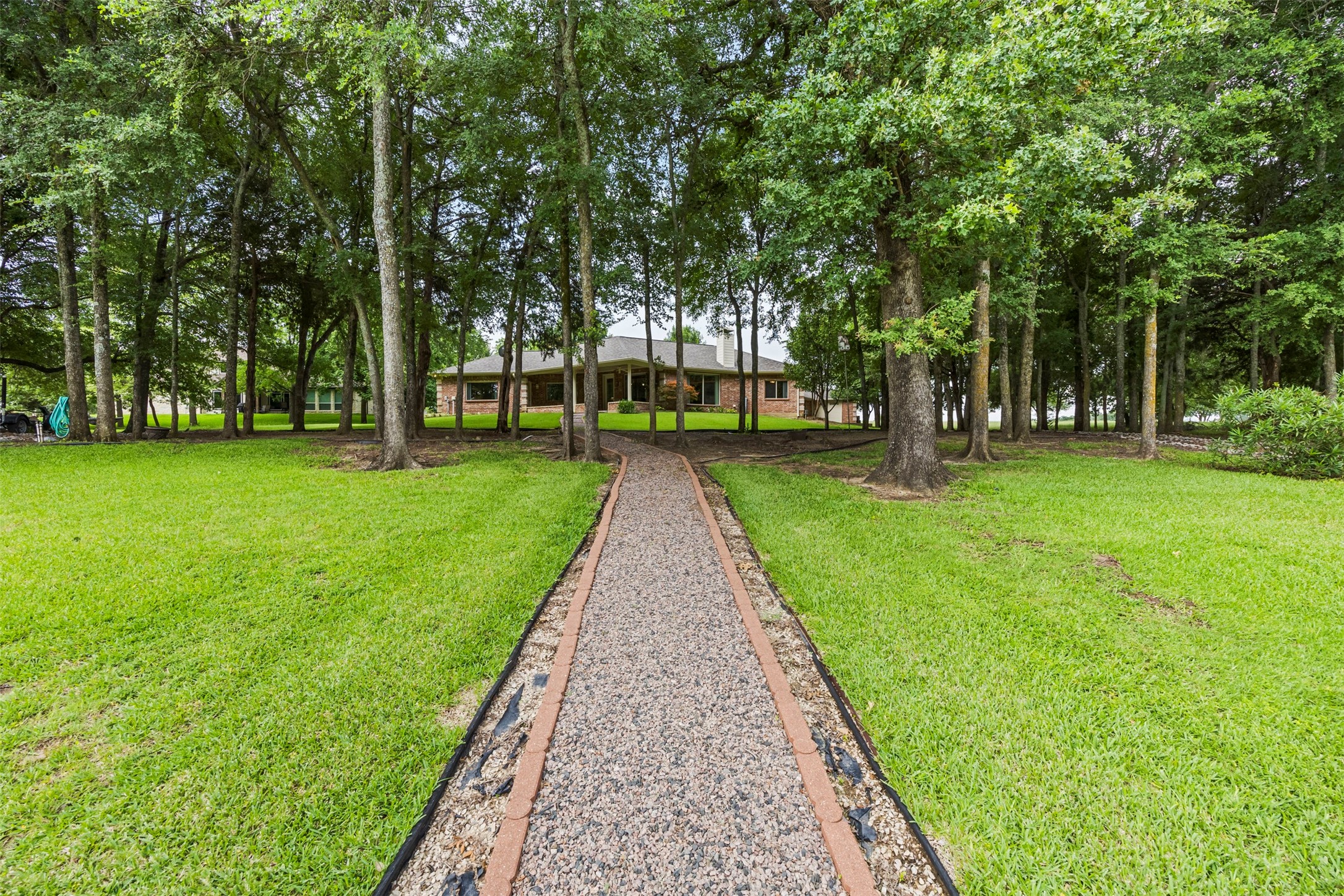 207 Tonkawa Trail